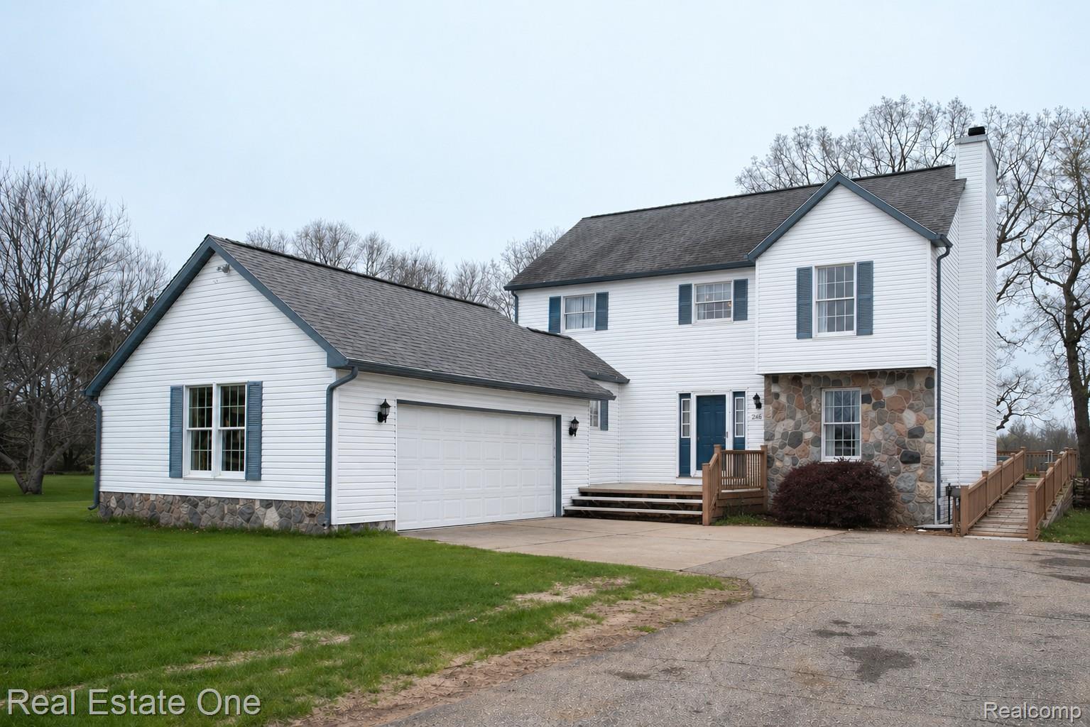246, Nicklas, Oxford, Michigan, 48371