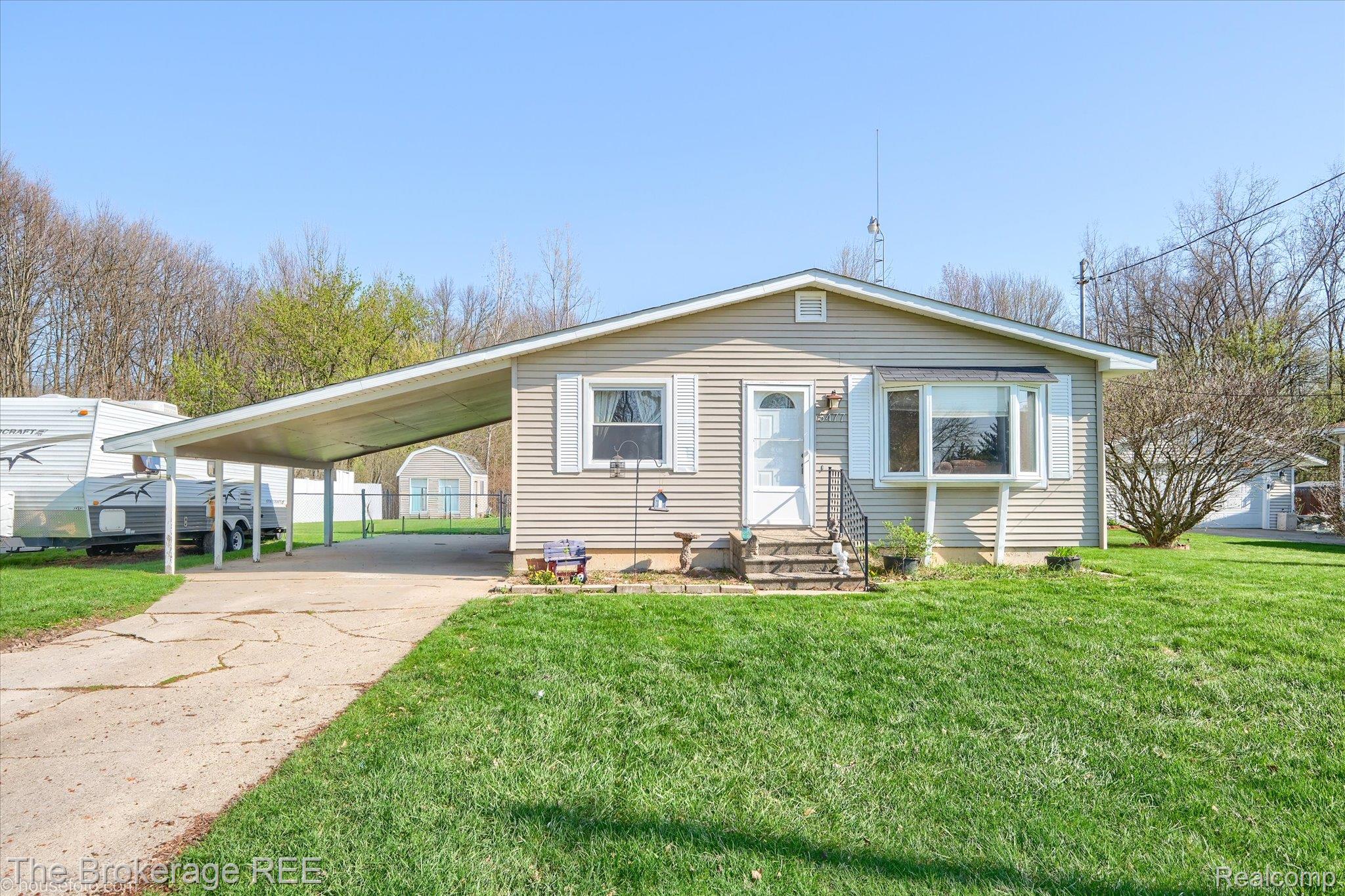 5477, Hopkins, Flint, Michigan, 48506