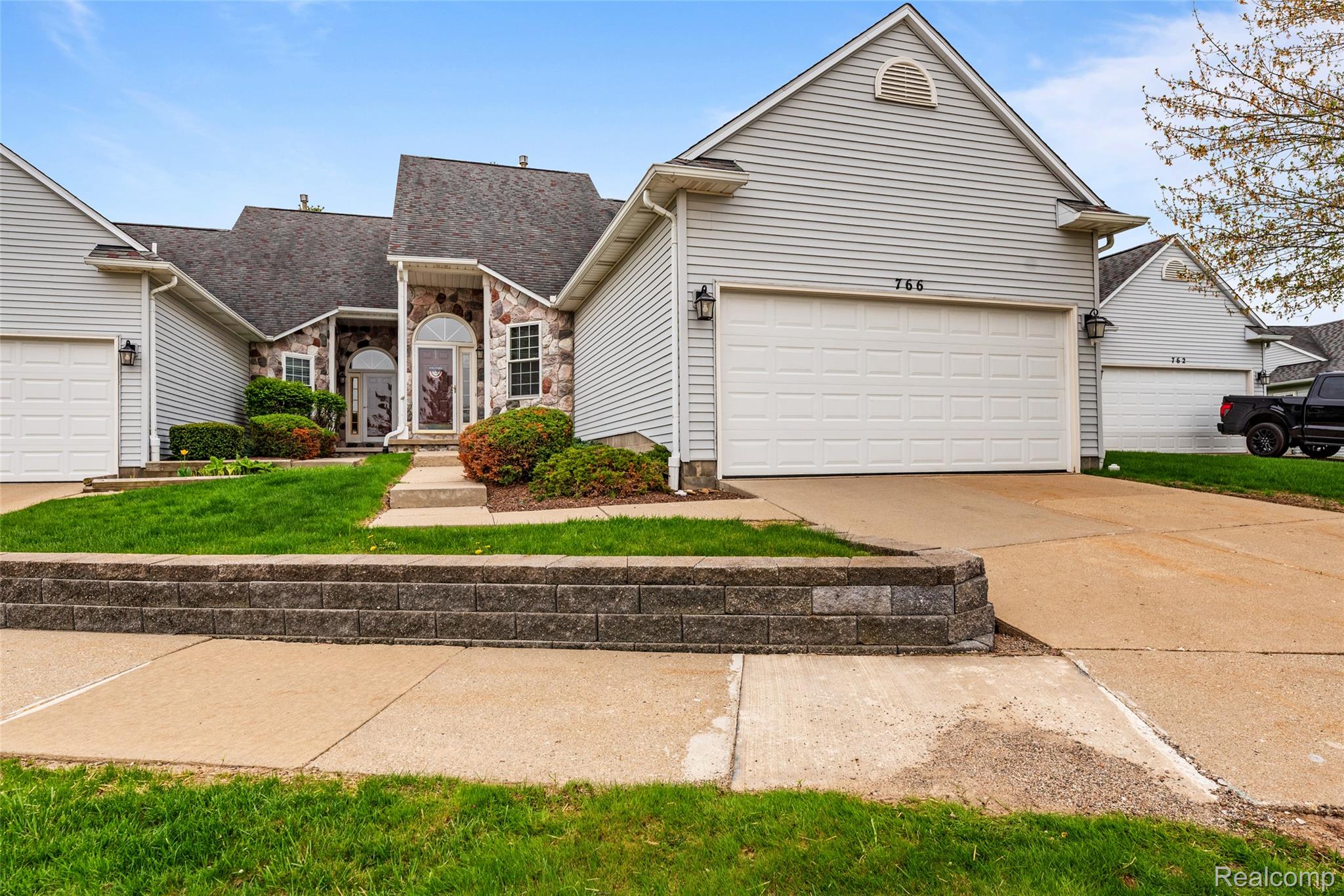 766, Challenging, South Lyon, Michigan, 48178