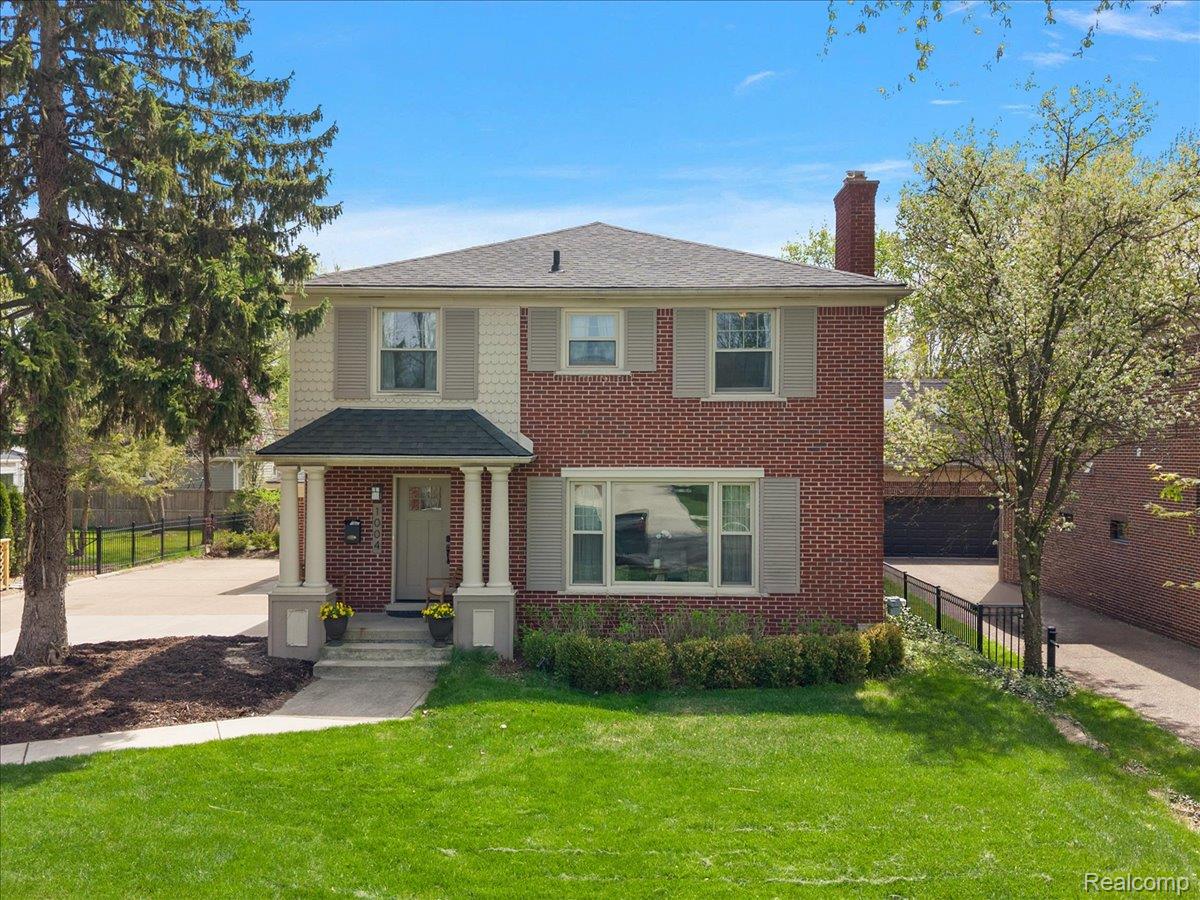 1004, Wimbleton, Birmingham, Michigan, 48009