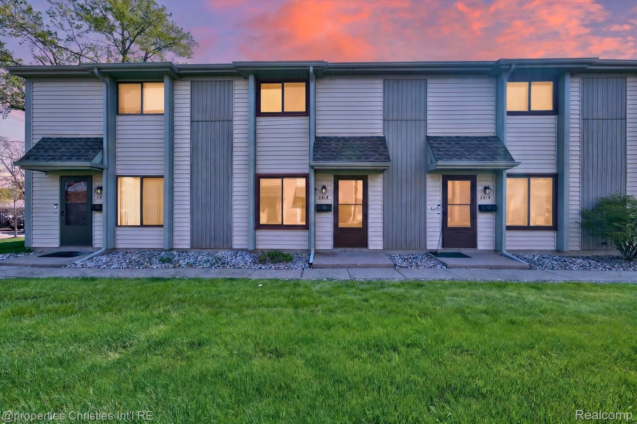 2513, Samoset, Royal Oak, Michigan, 48073