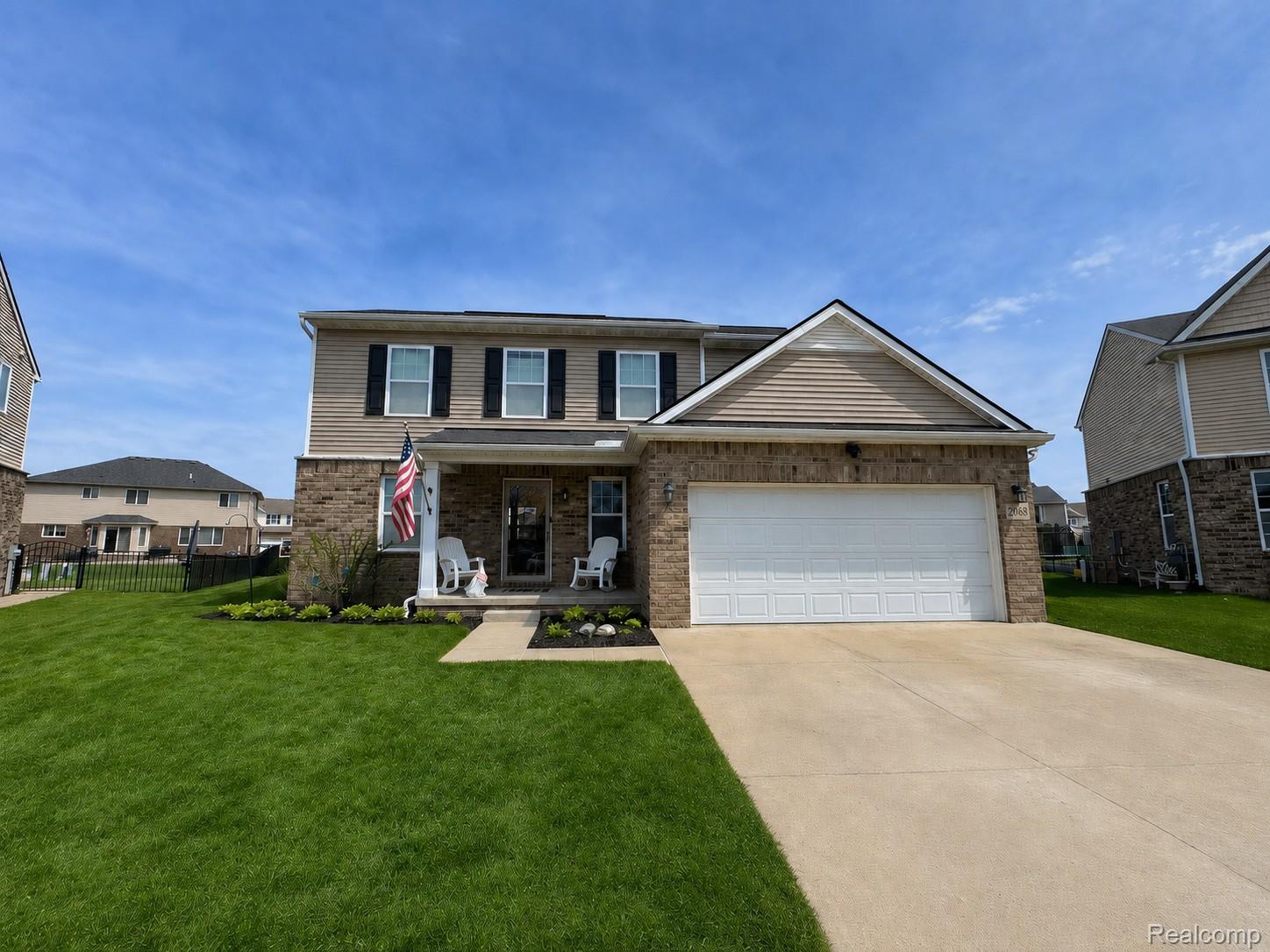 20489, Damask, Clinton Township, Michigan, 48038
