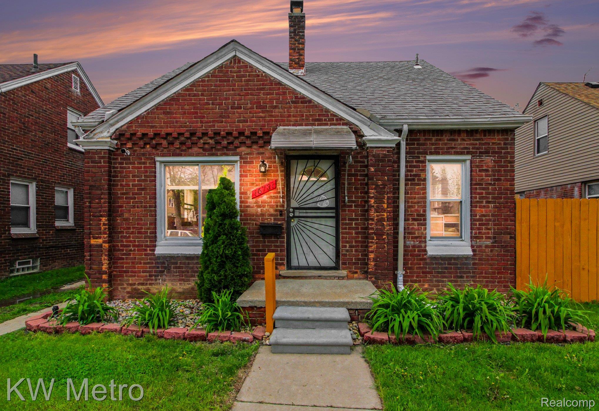 16731, Biltmore, Detroit, Michigan, 48235