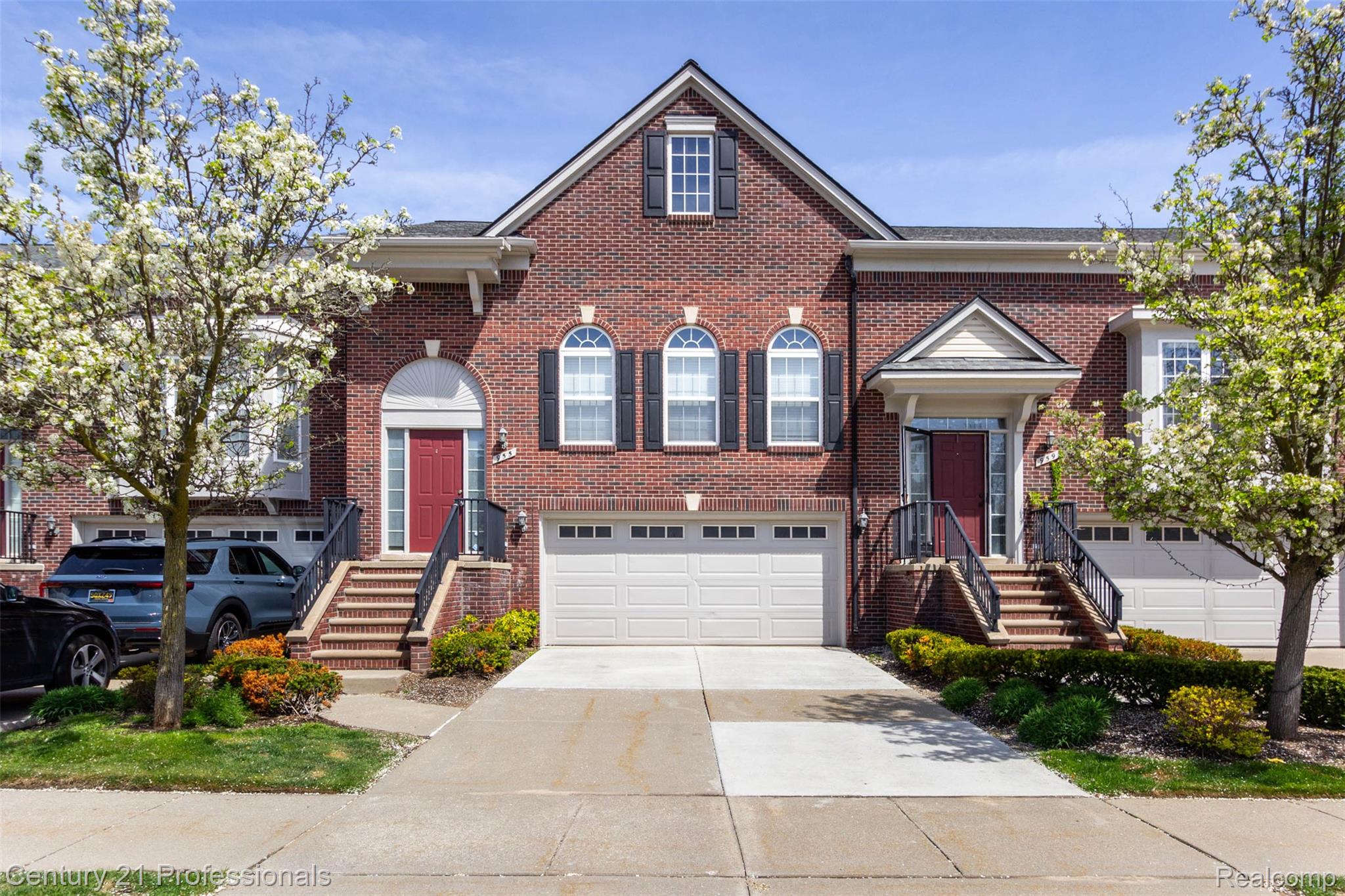 955, Sandalwood, Troy, Michigan, 48085