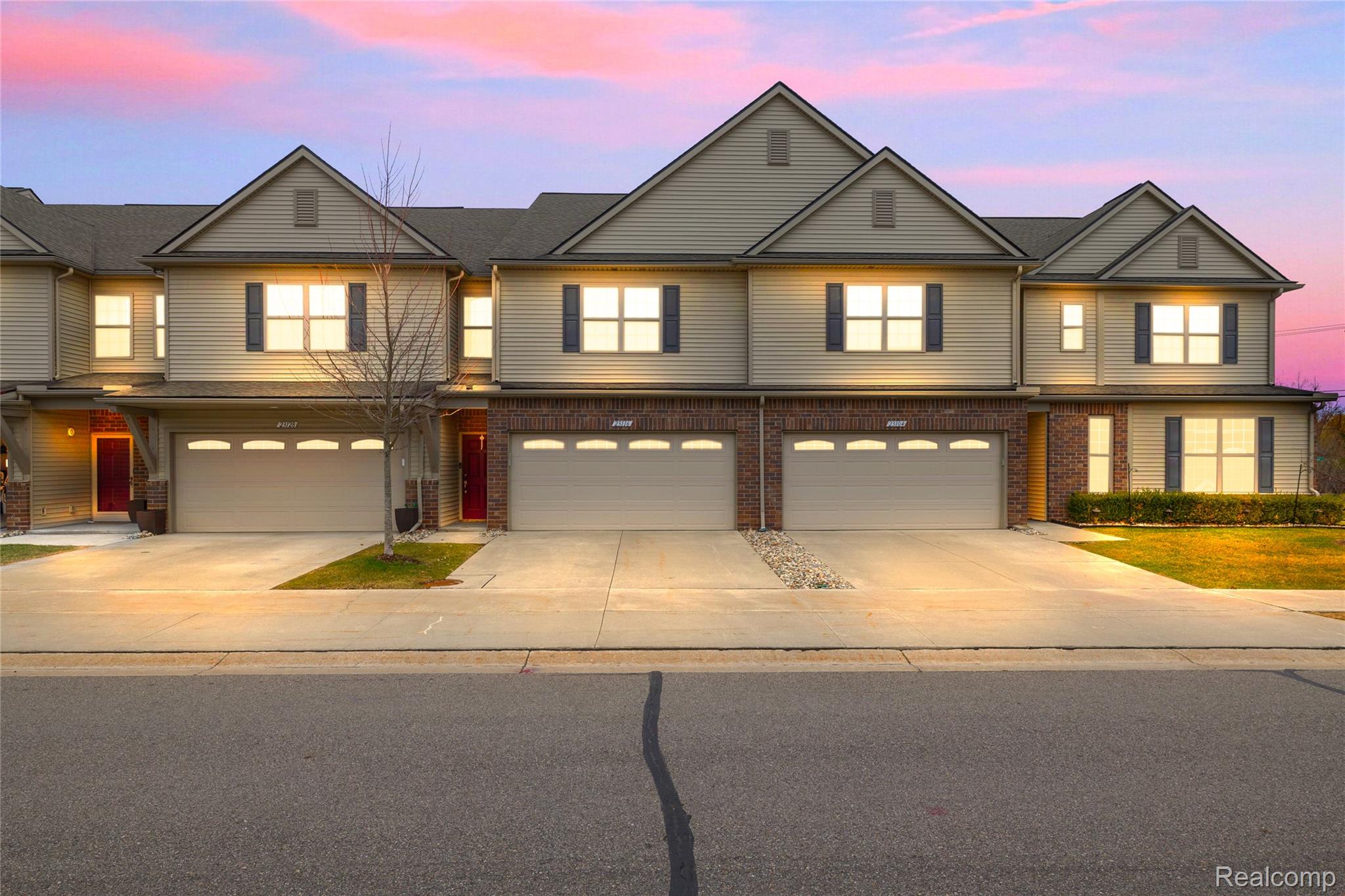 23116, Clarewood, Macomb, Michigan, 48042