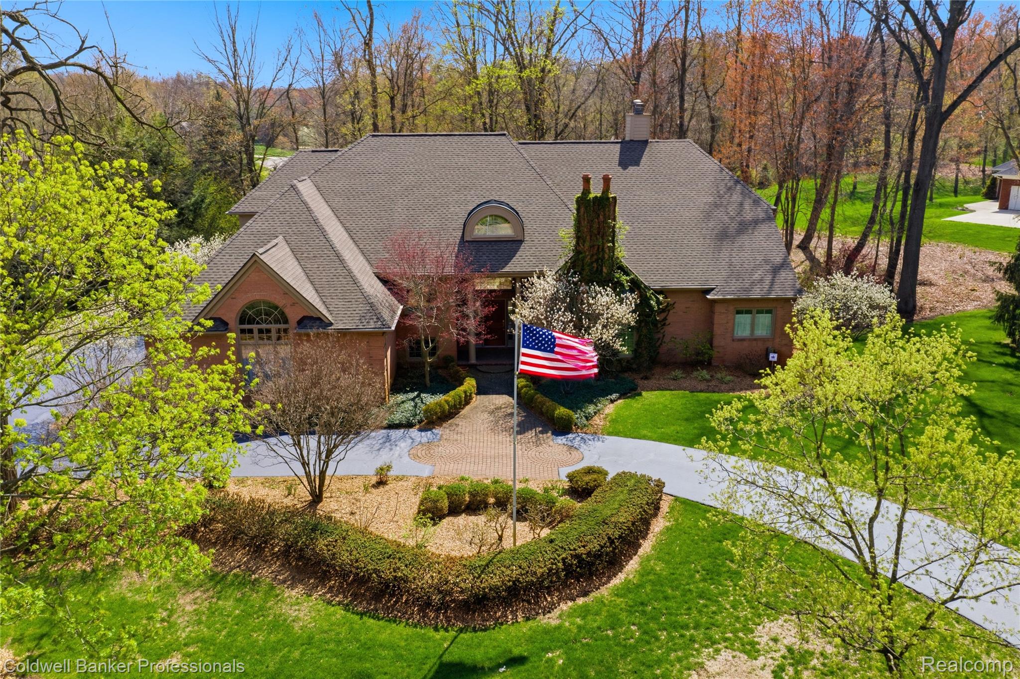 7520, Mistwood, White Lake, Michigan, 48383
