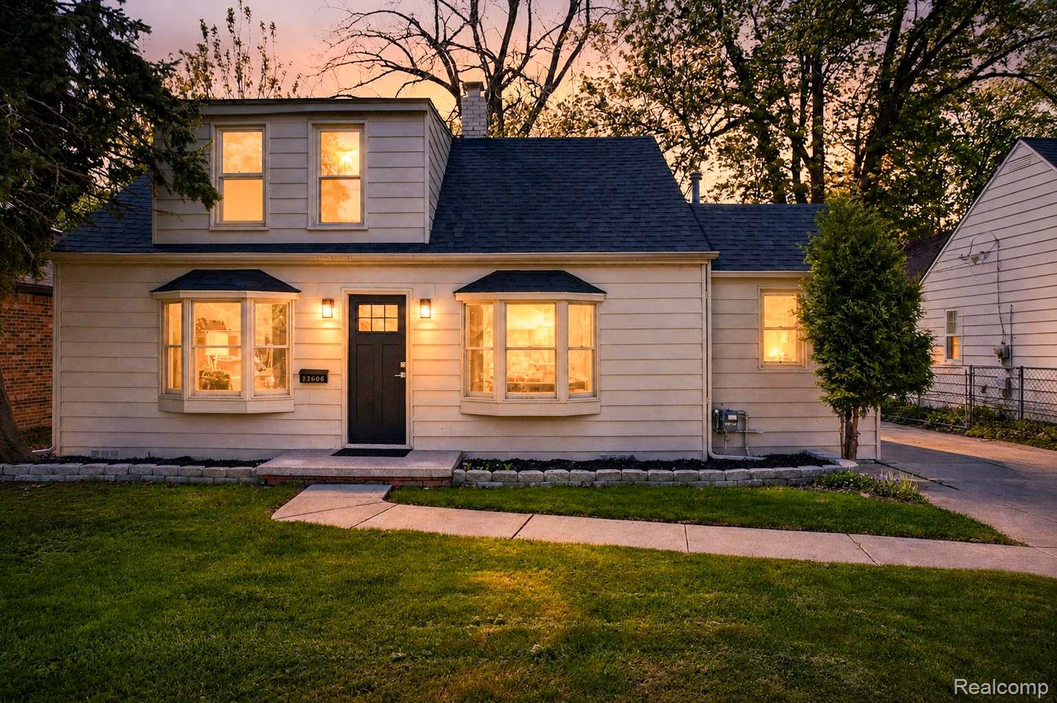 22606, Liberty, St. Clair Shores, Michigan, 48080