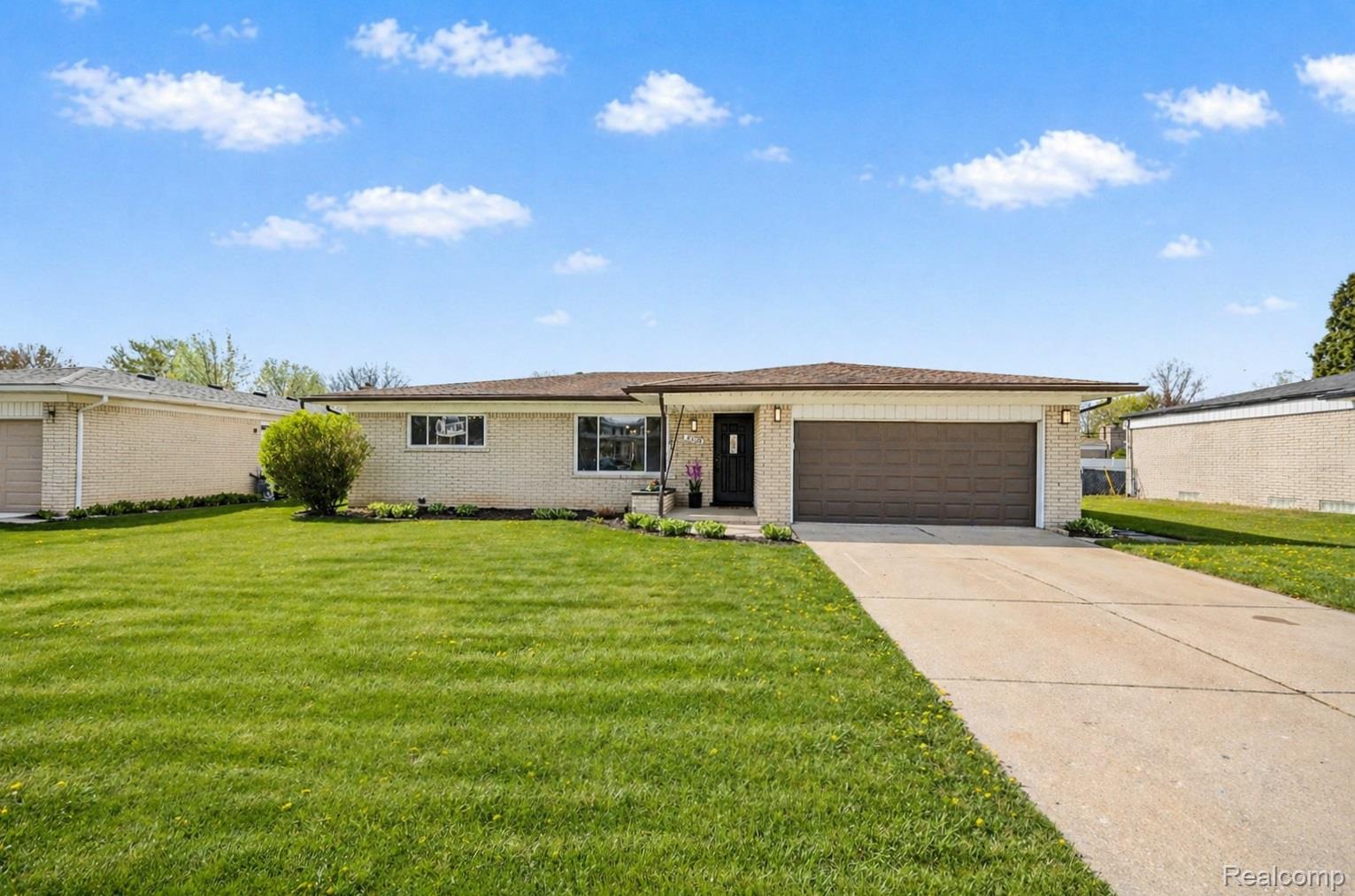 36299, Gregory, Sterling Heights, Michigan, 48312