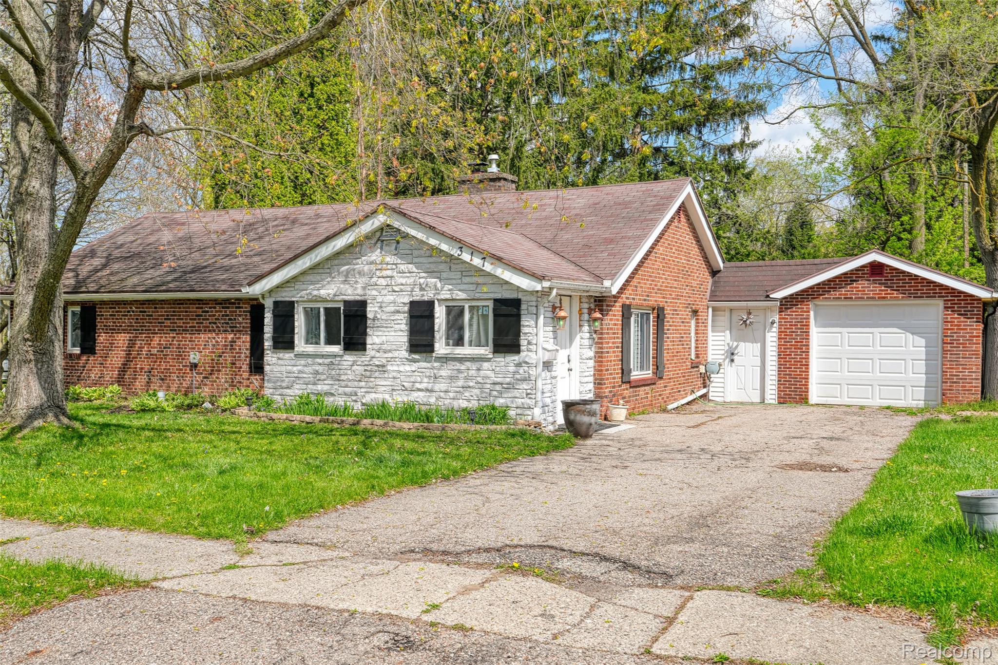 317, Crossman, Williamston, Michigan, 48895