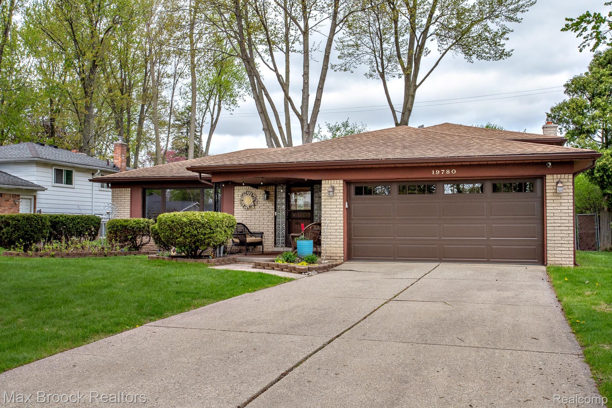 19780, Butternut, Southfield, Michigan, 48076