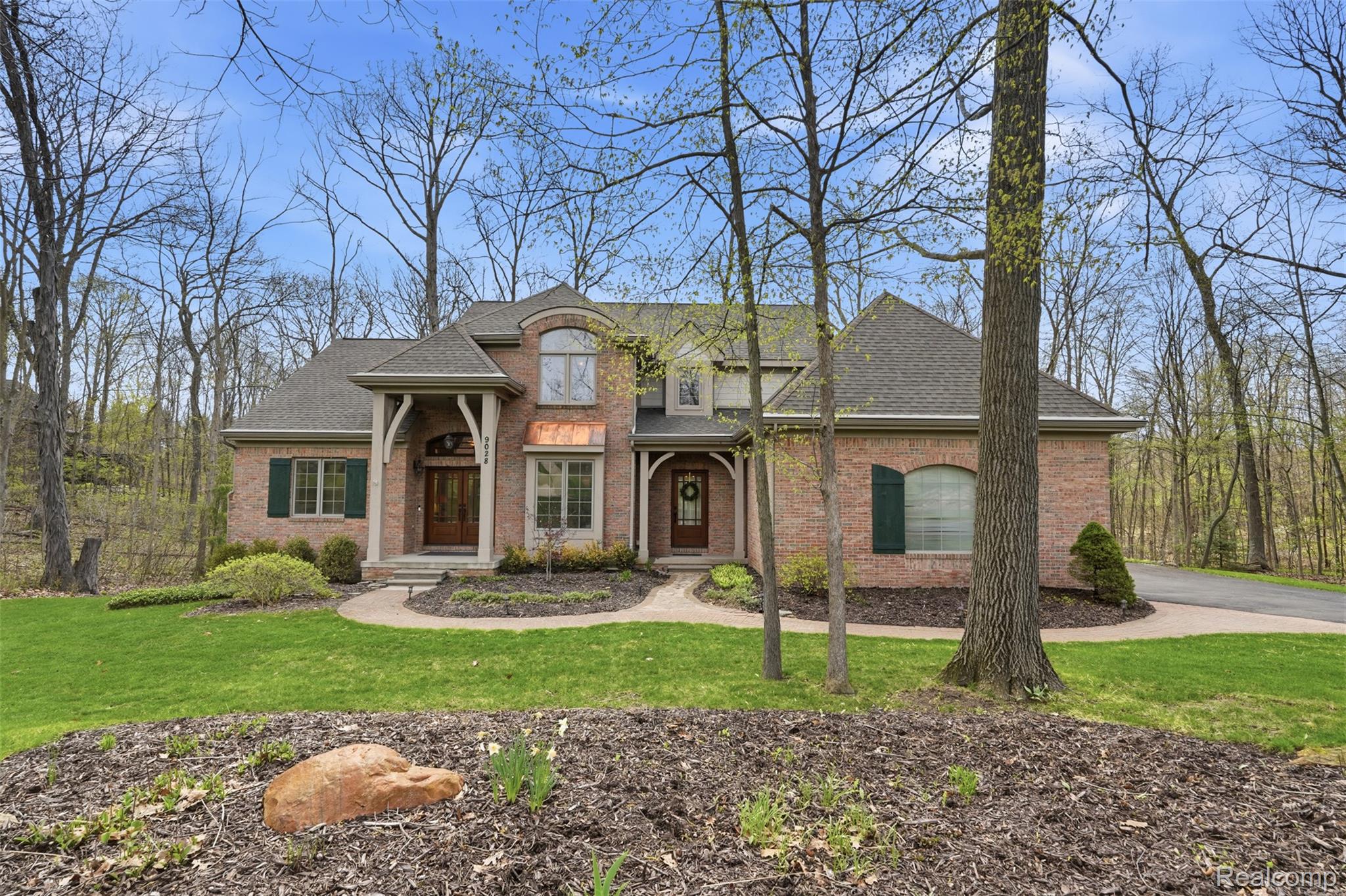 9028, Green Hickory, Fenton, Michigan, 48430