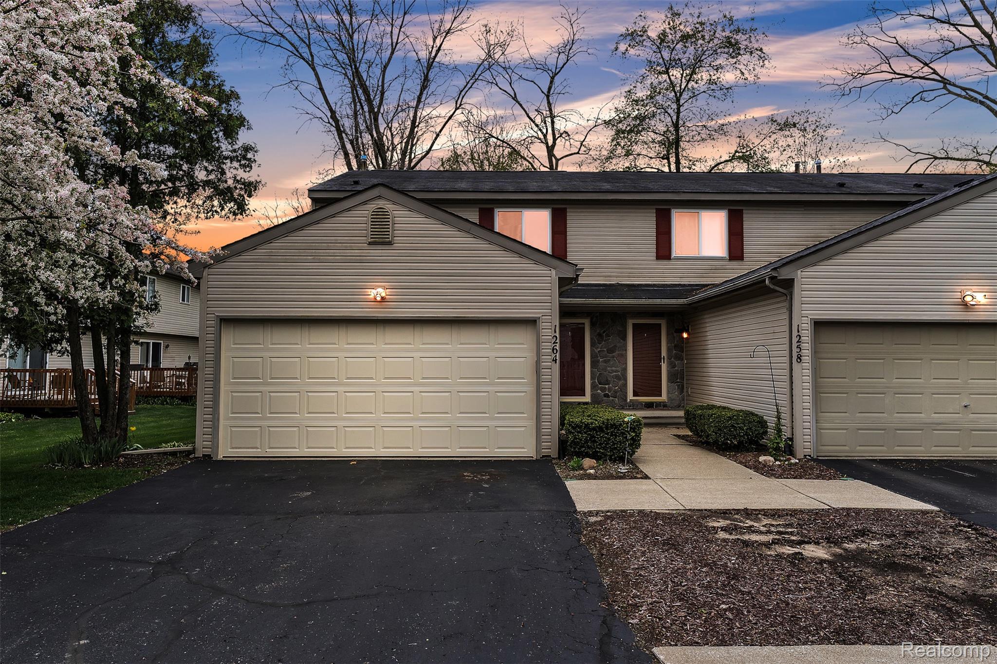 1264, Jay, Waterford, Michigan, 48327
