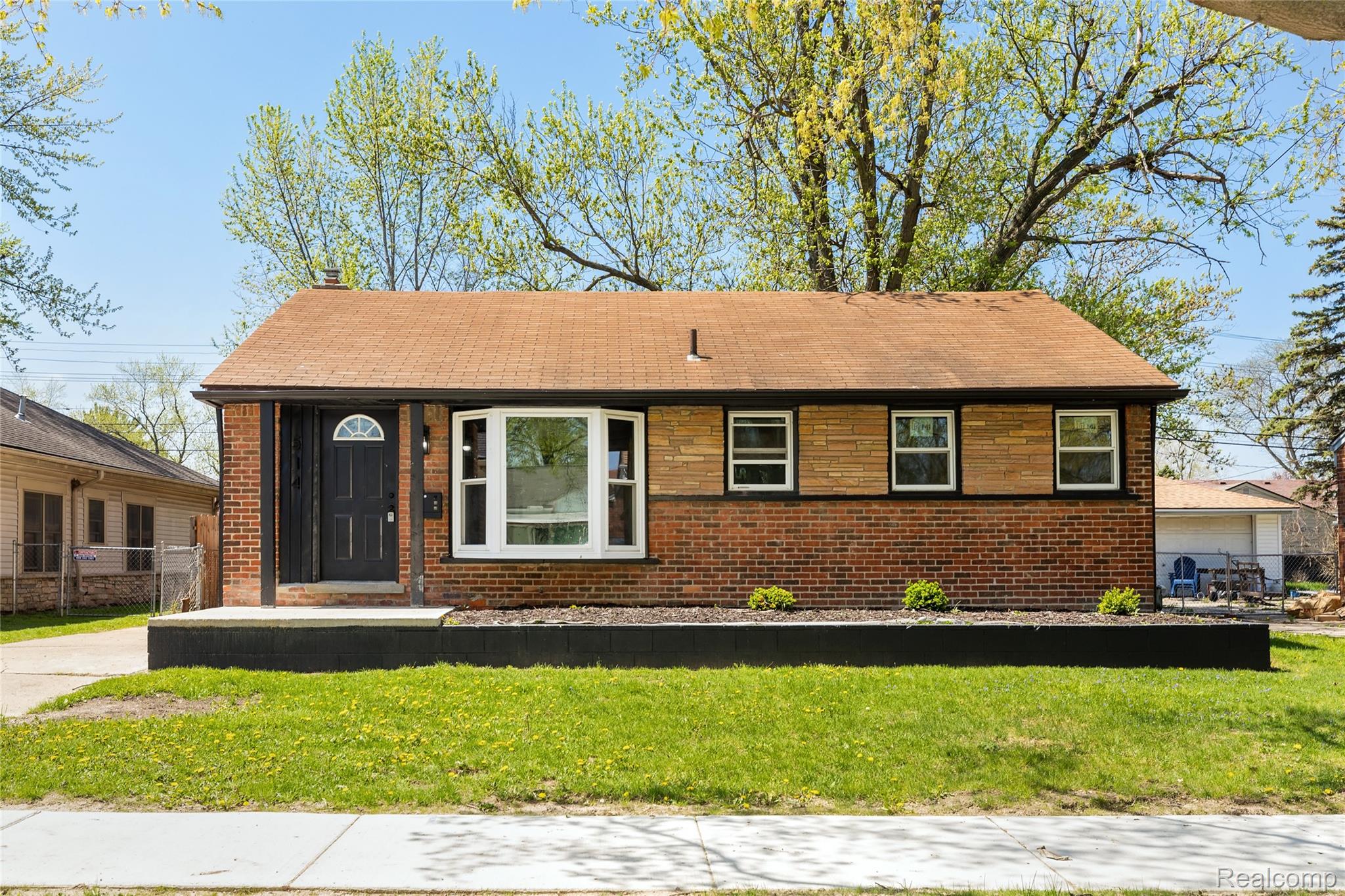514, Greenwood, Inkster, Michigan, 48141