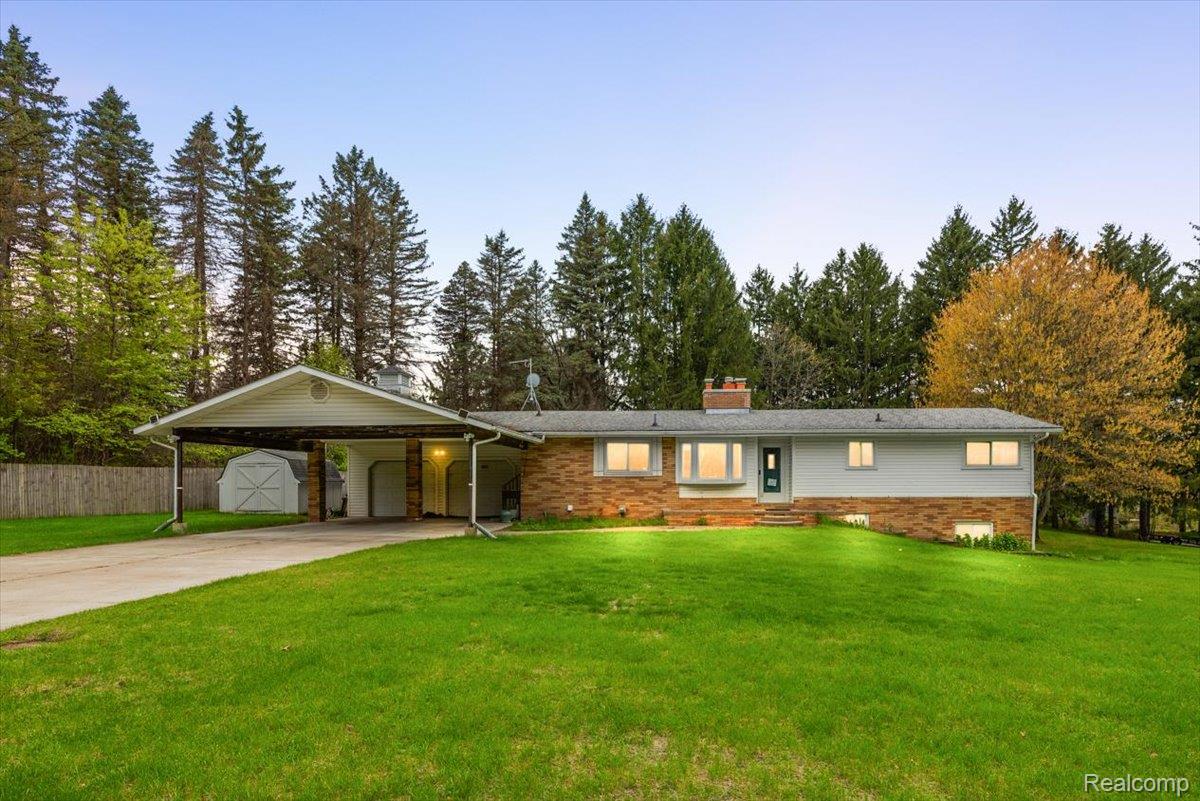 865, Lapeer, Lake Orion, Michigan, 48362
