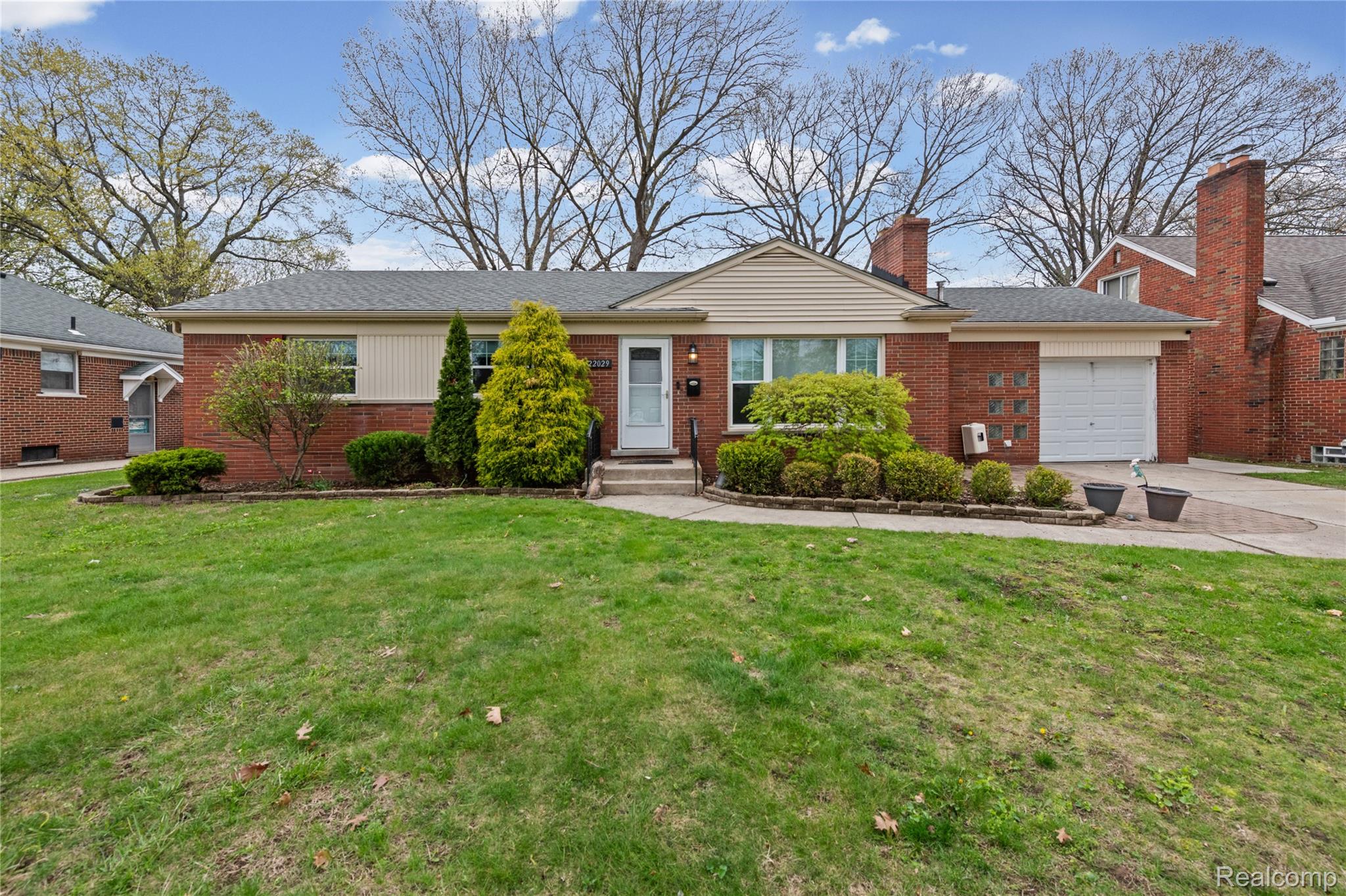 22029, Oconnor, St. Clair Shores, Michigan, 48080