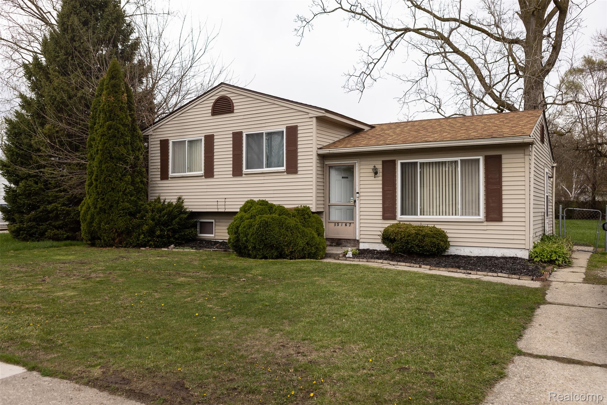 15167, Meadow, Romulus, Michigan, 48174