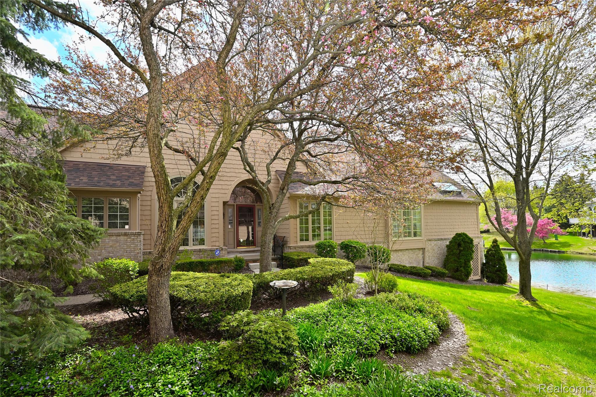 618, Deauville, Bloomfield Hills, Michigan, 48304