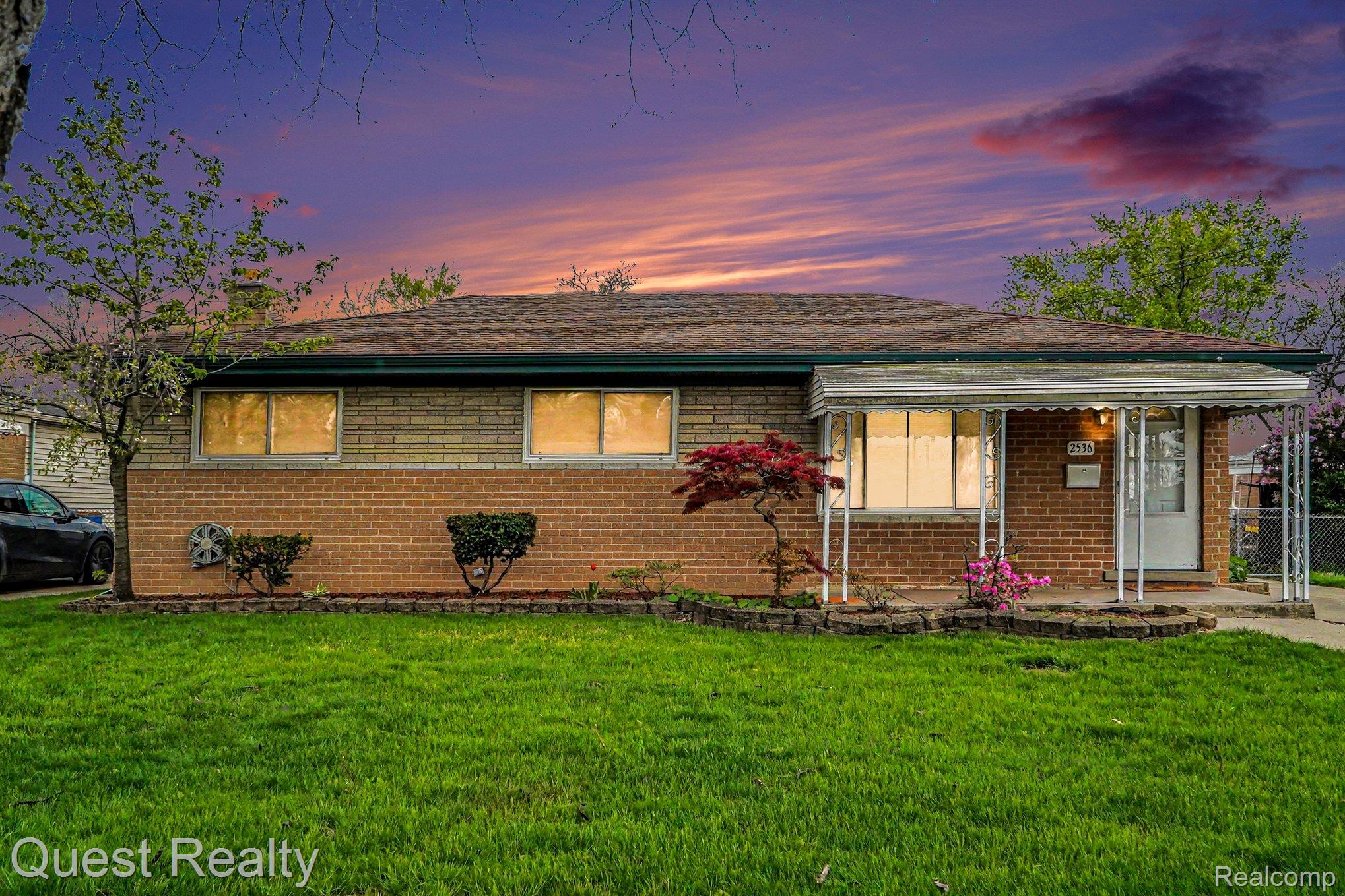 2536, Dundee, Warren, Michigan, 48092