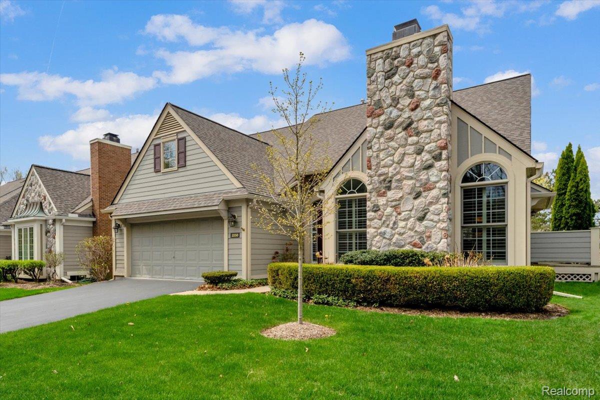 2256, Sudbury, Bloomfield Hills, Michigan, 48304