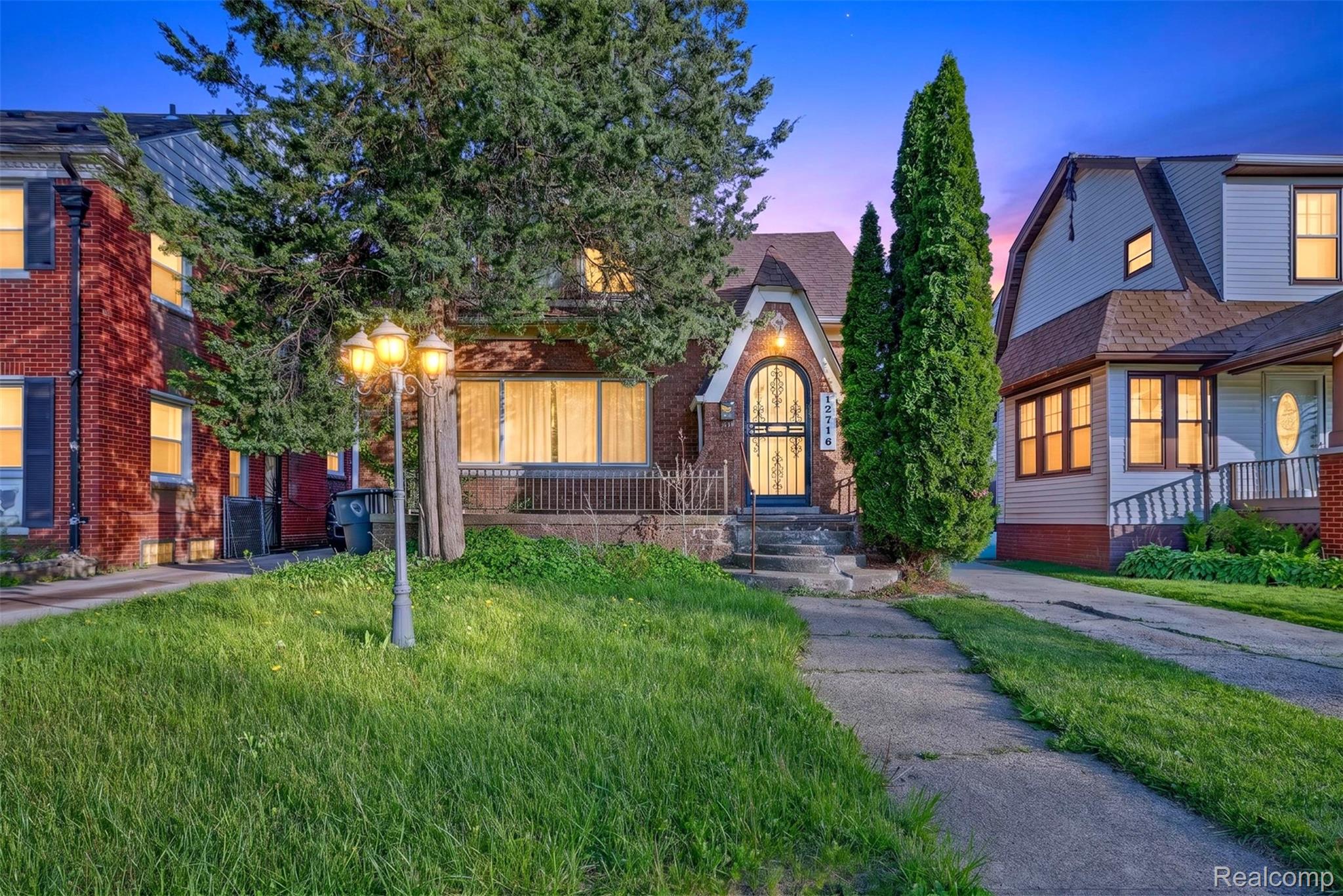 12716, Wilshire, Detroit, Michigan, 48213
