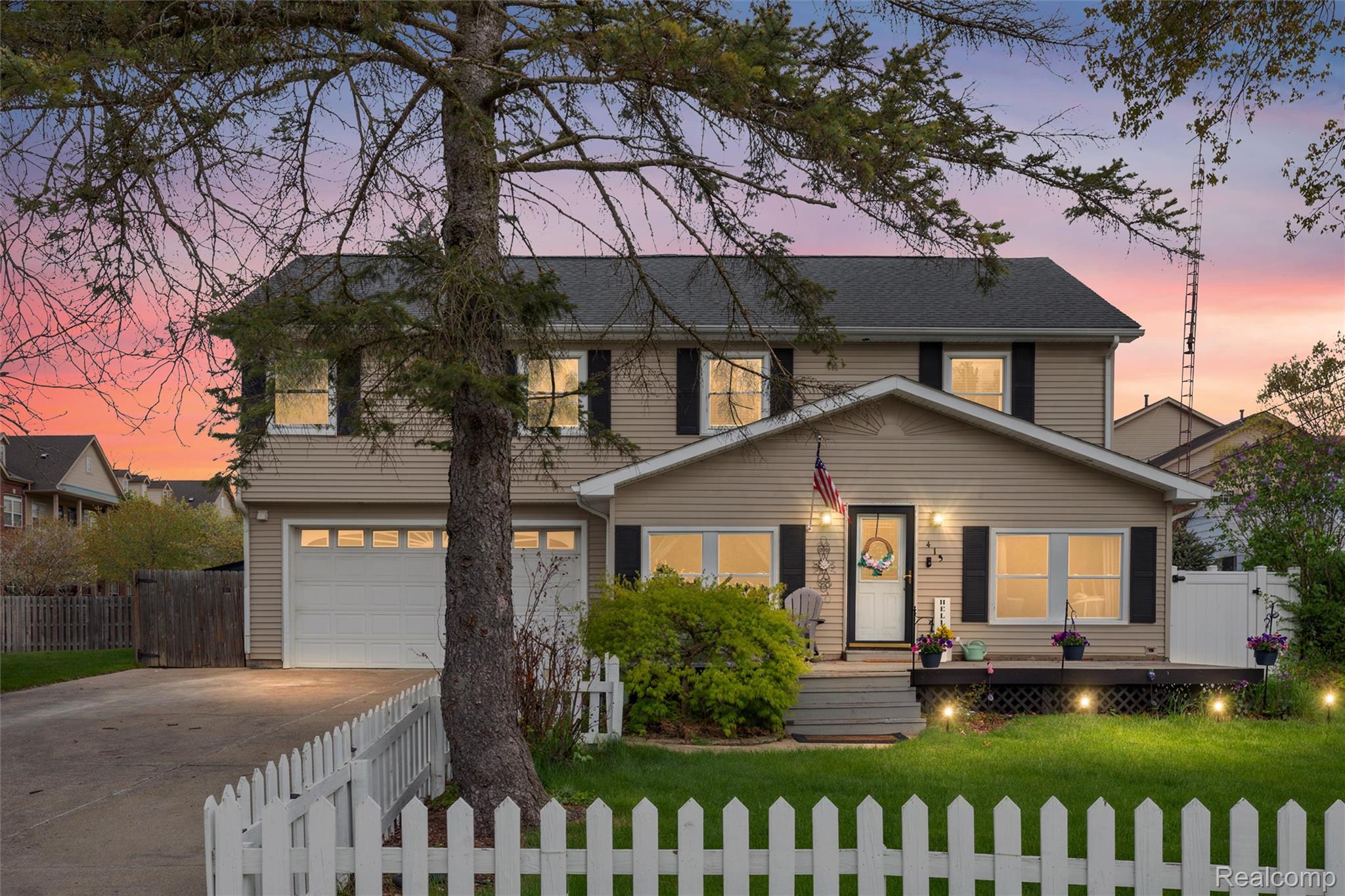 415, Leon, Walled Lake, Michigan, 48390