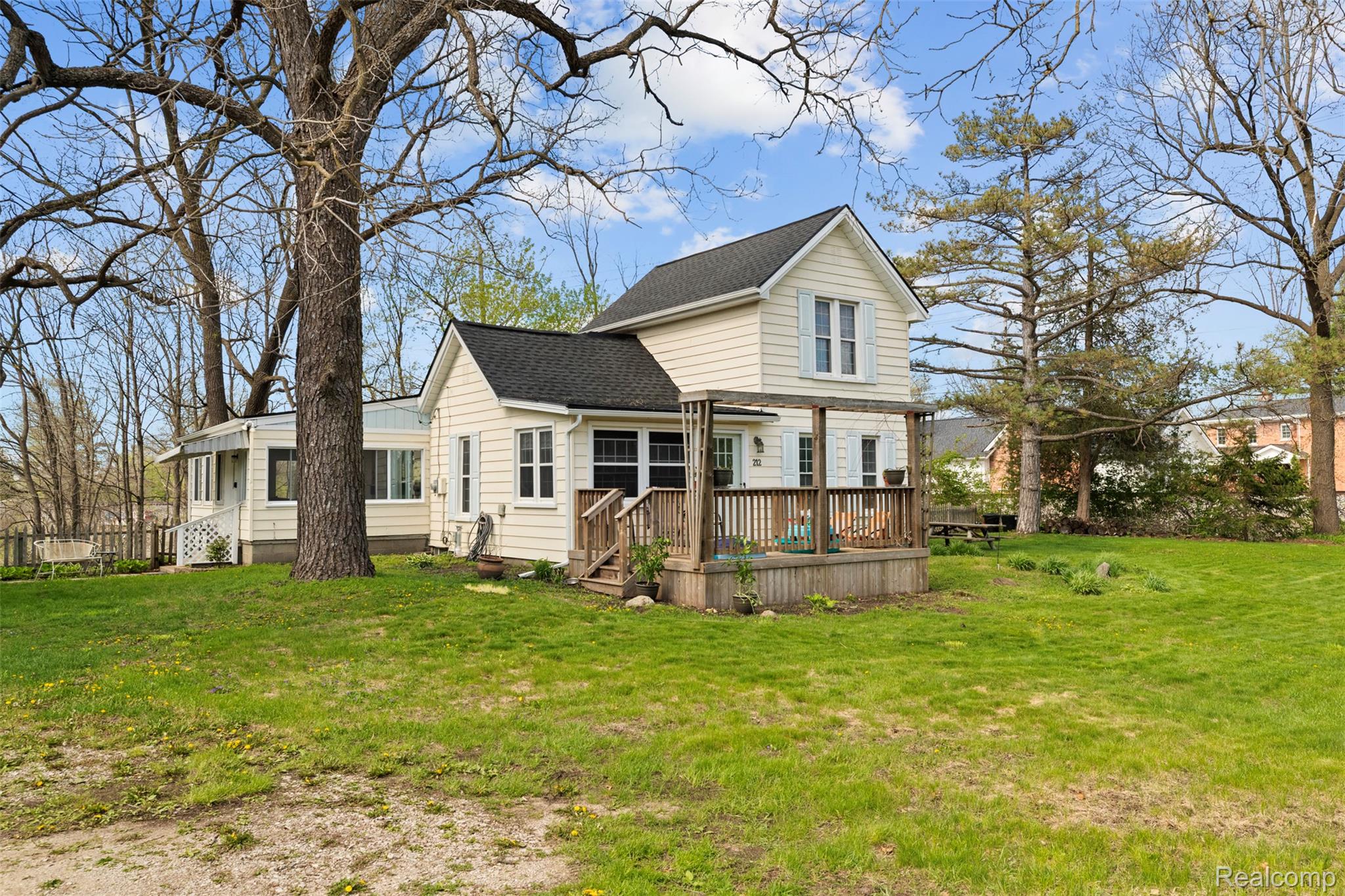 212, Brighton Lake, Brighton, Michigan, 48116
