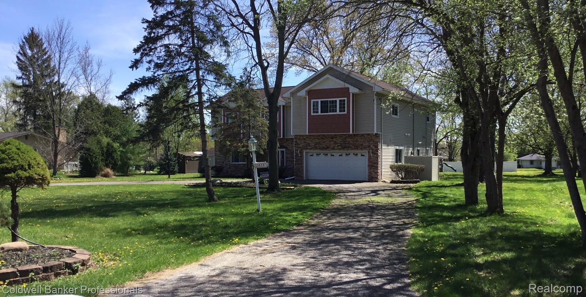 28251, Wildwood, Farmington, Michigan, 48336