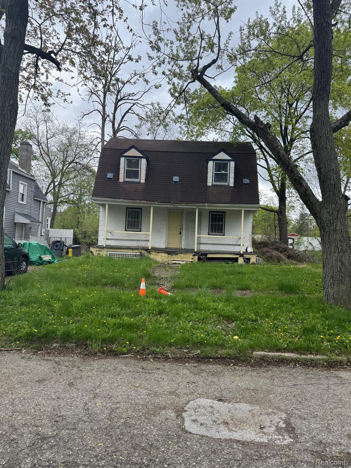 2244, Milbourne, Flint, Michigan, 48504