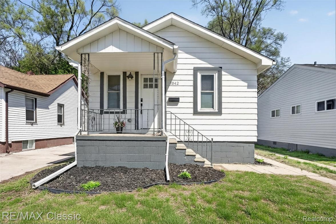 1342, Bertha, Ferndale, Michigan, 48220