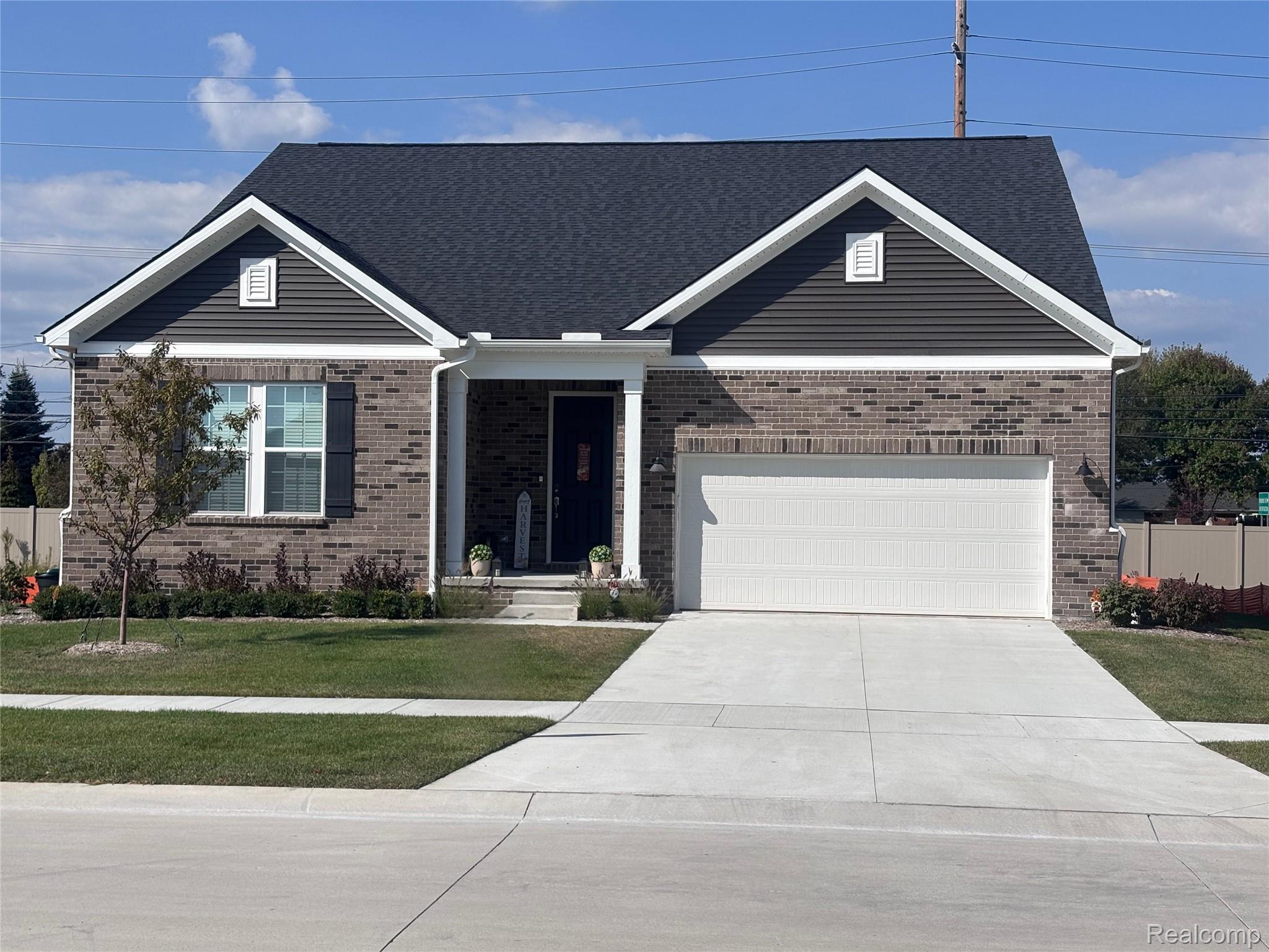 50681, Crusader, Macomb, Michigan, 48042