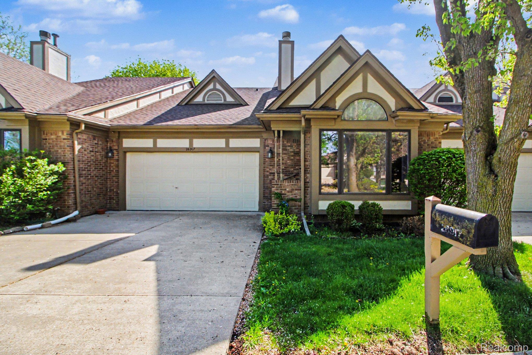 26917, Ann Arbor, Dearborn Heights, Michigan, 48127