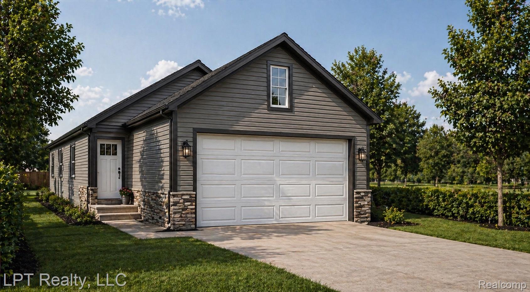 109, Raymond street, Pontiac, Michigan, 48342
