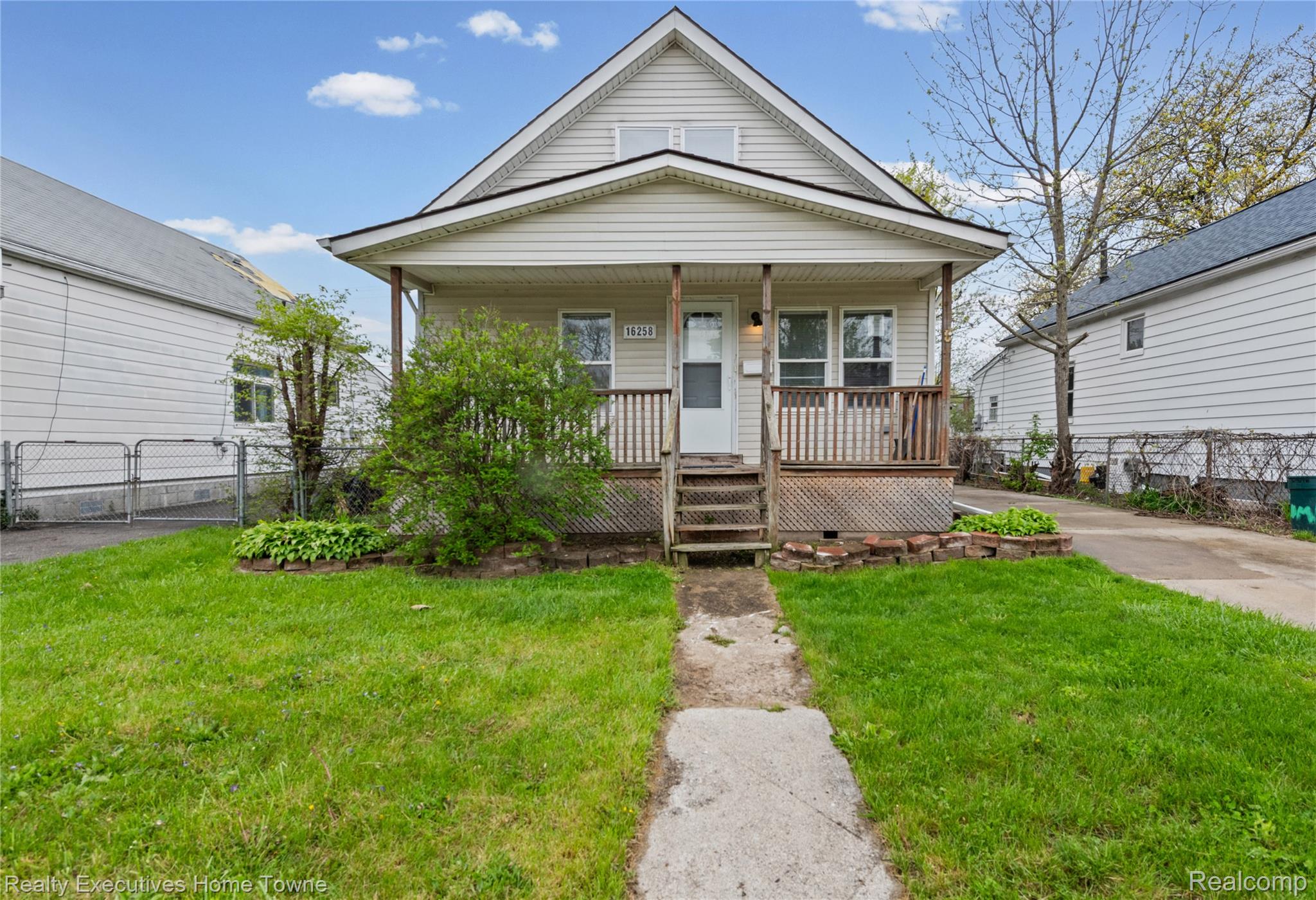 16258, Evergreen, Eastpointe, Michigan, 48021