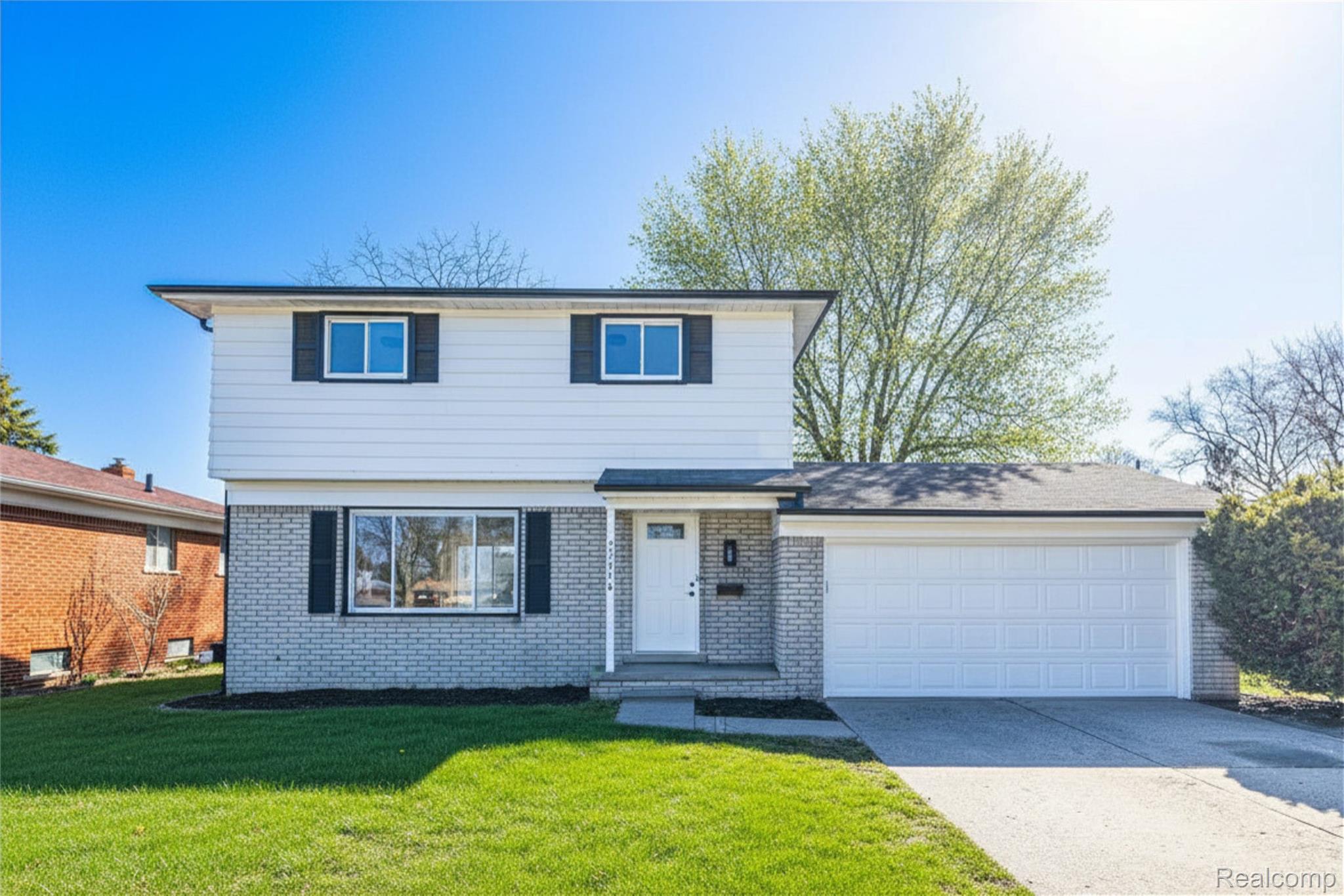 22640, Cedar, Hazel Park, Michigan, 48030