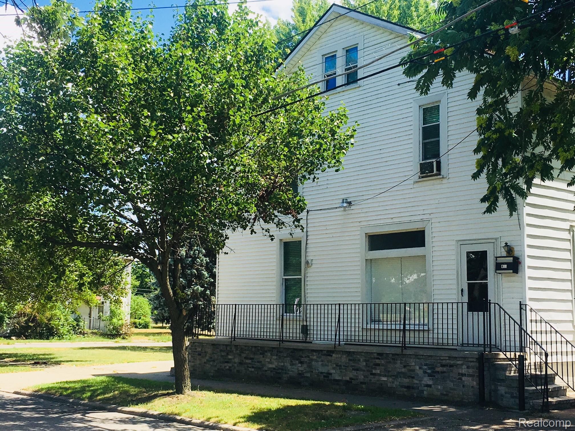 111, Kibbee, Mt. Clemens, Michigan, 48043