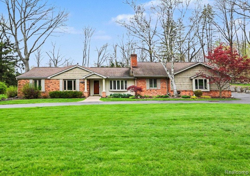 2080, Teggerdine, White Lake, Michigan, 48386