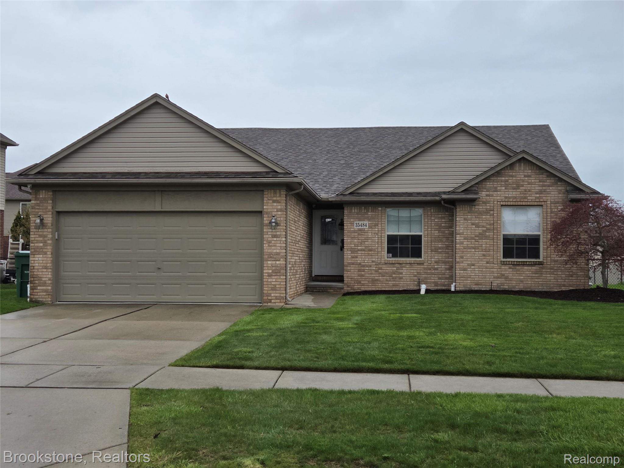 35484, Grant, New Baltimore, Michigan, 48047