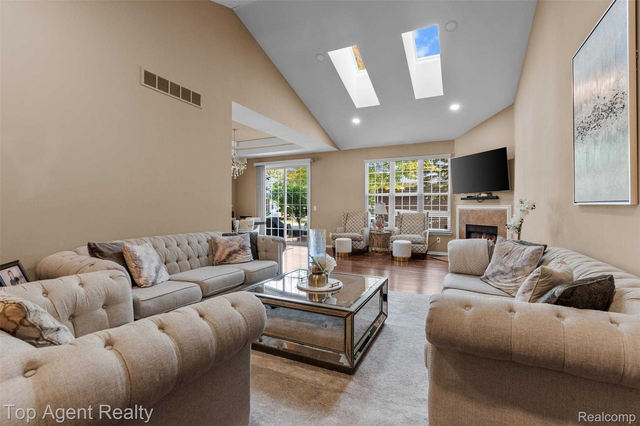 44258, Constellation, Sterling Heights, Michigan, 48314