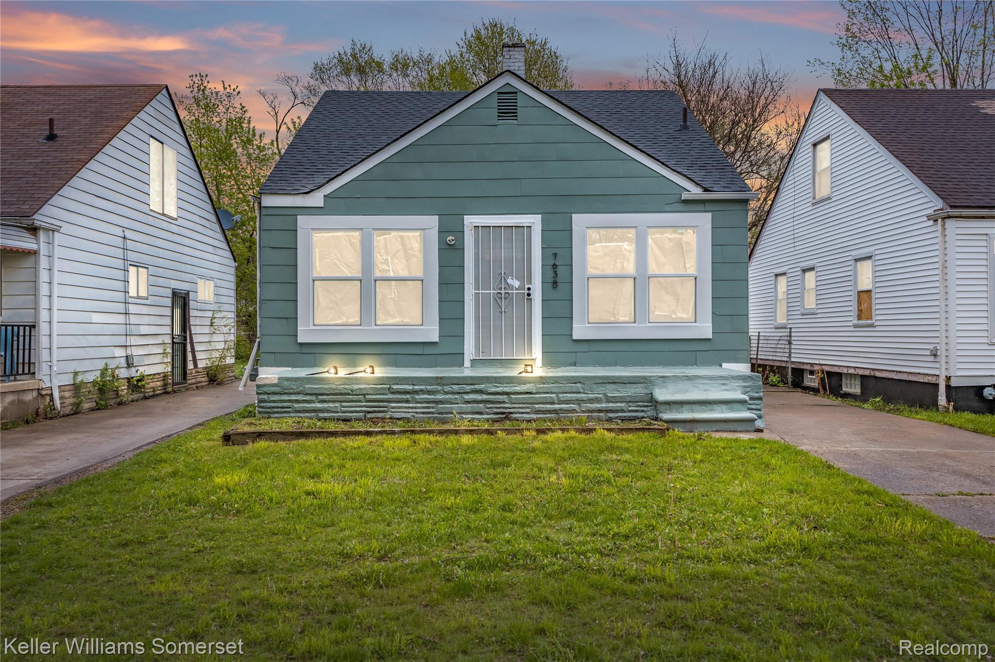 7638, Stahelin, Detroit, Michigan, 48228