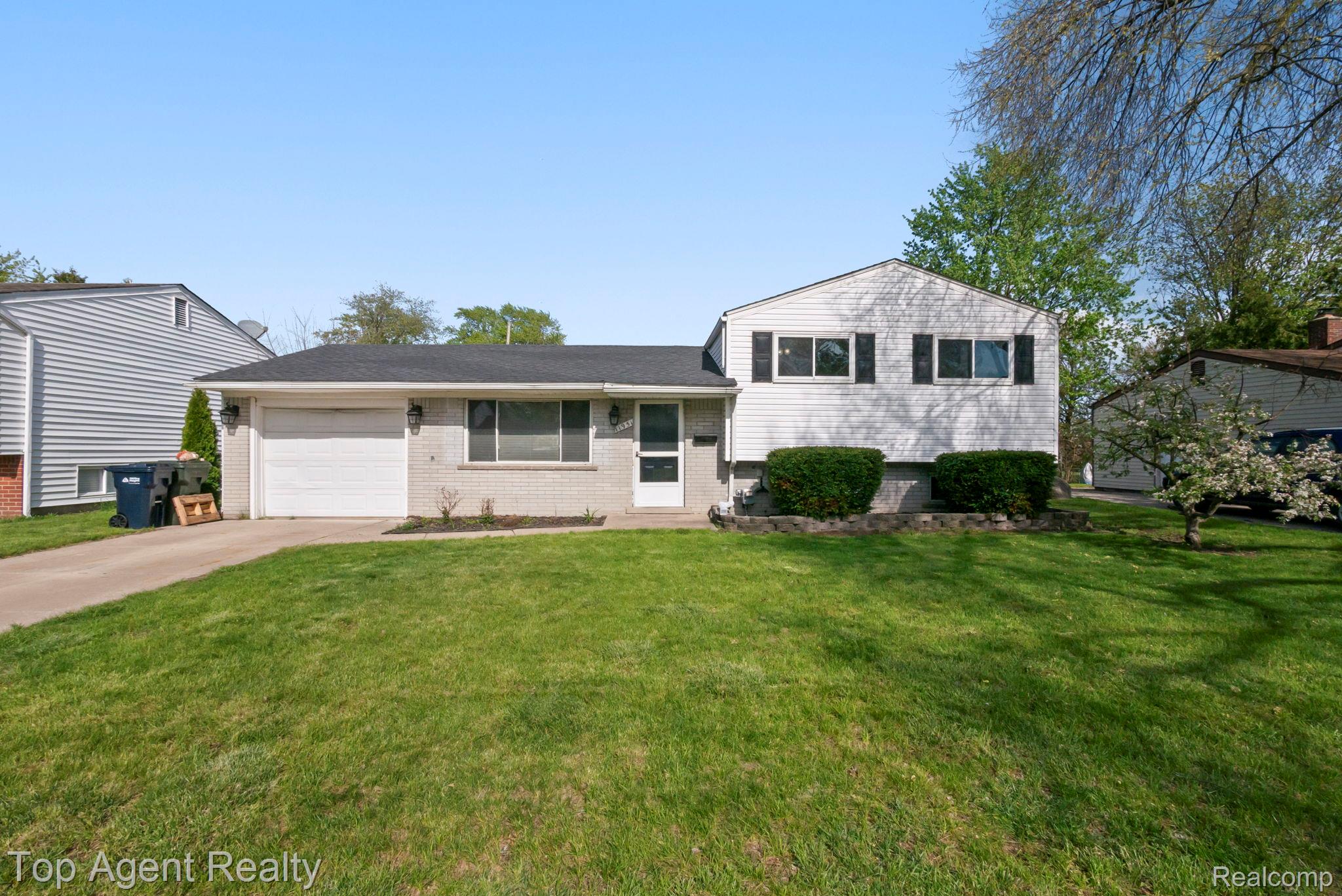 11951, Burtley, Sterling Heights, Michigan, 48313
