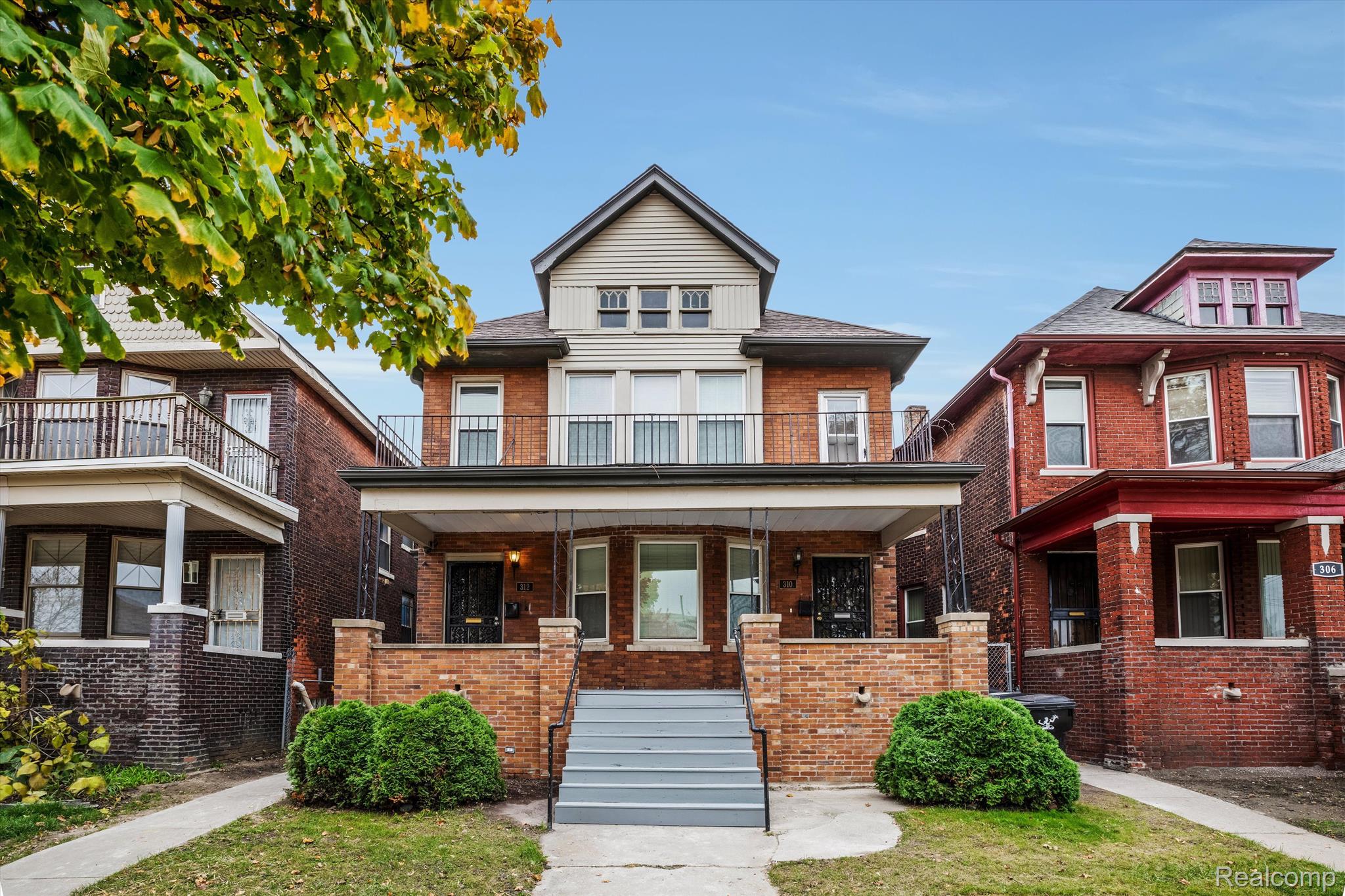 310, Hendrie, Detroit, Michigan, 48202