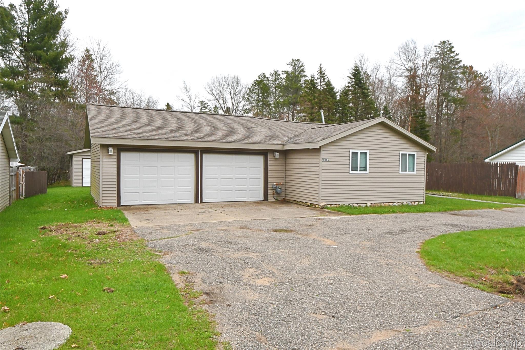 10865, Johnston, St. Helen, Michigan, 48656