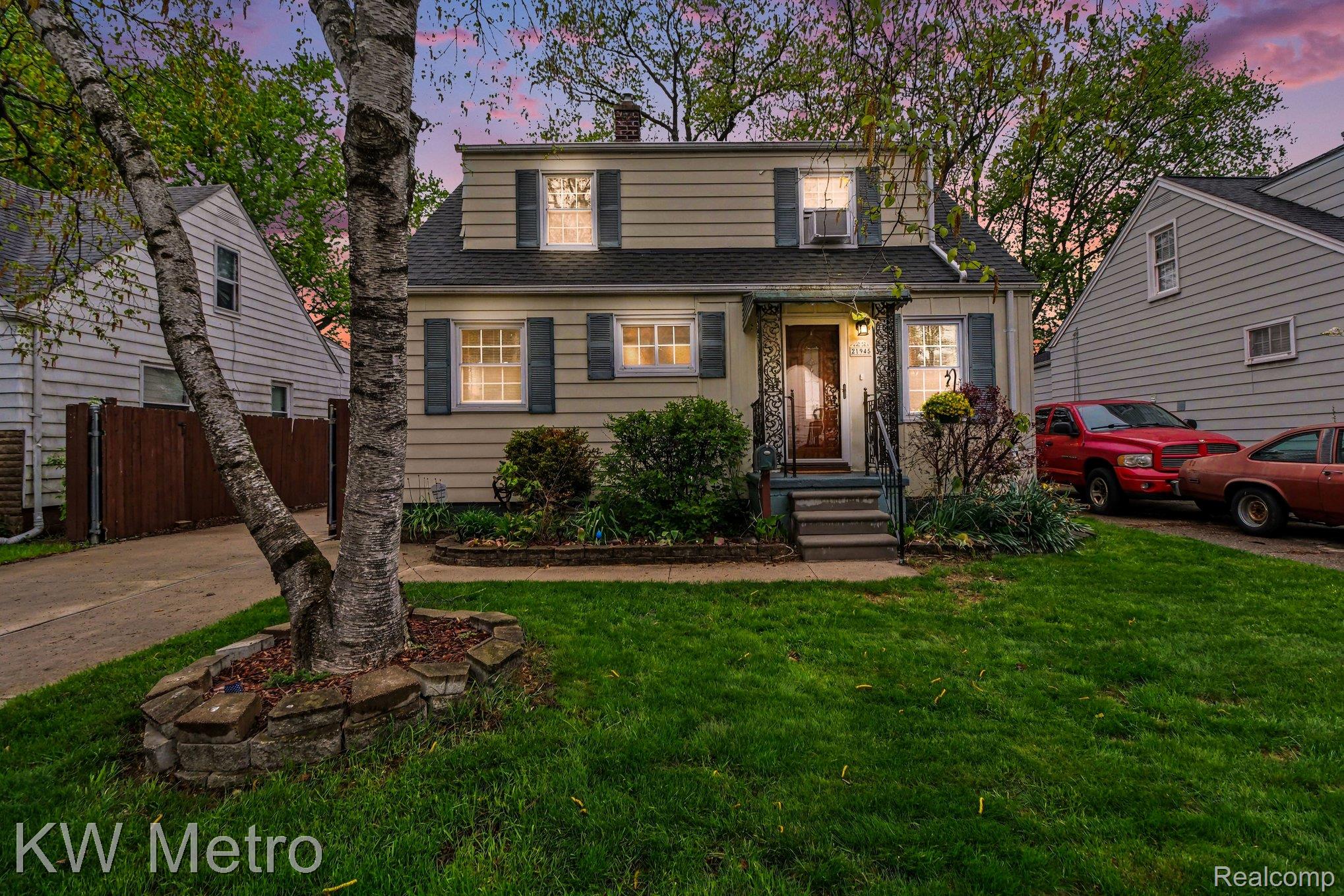 21945, Cyman, Warren, Michigan, 48091