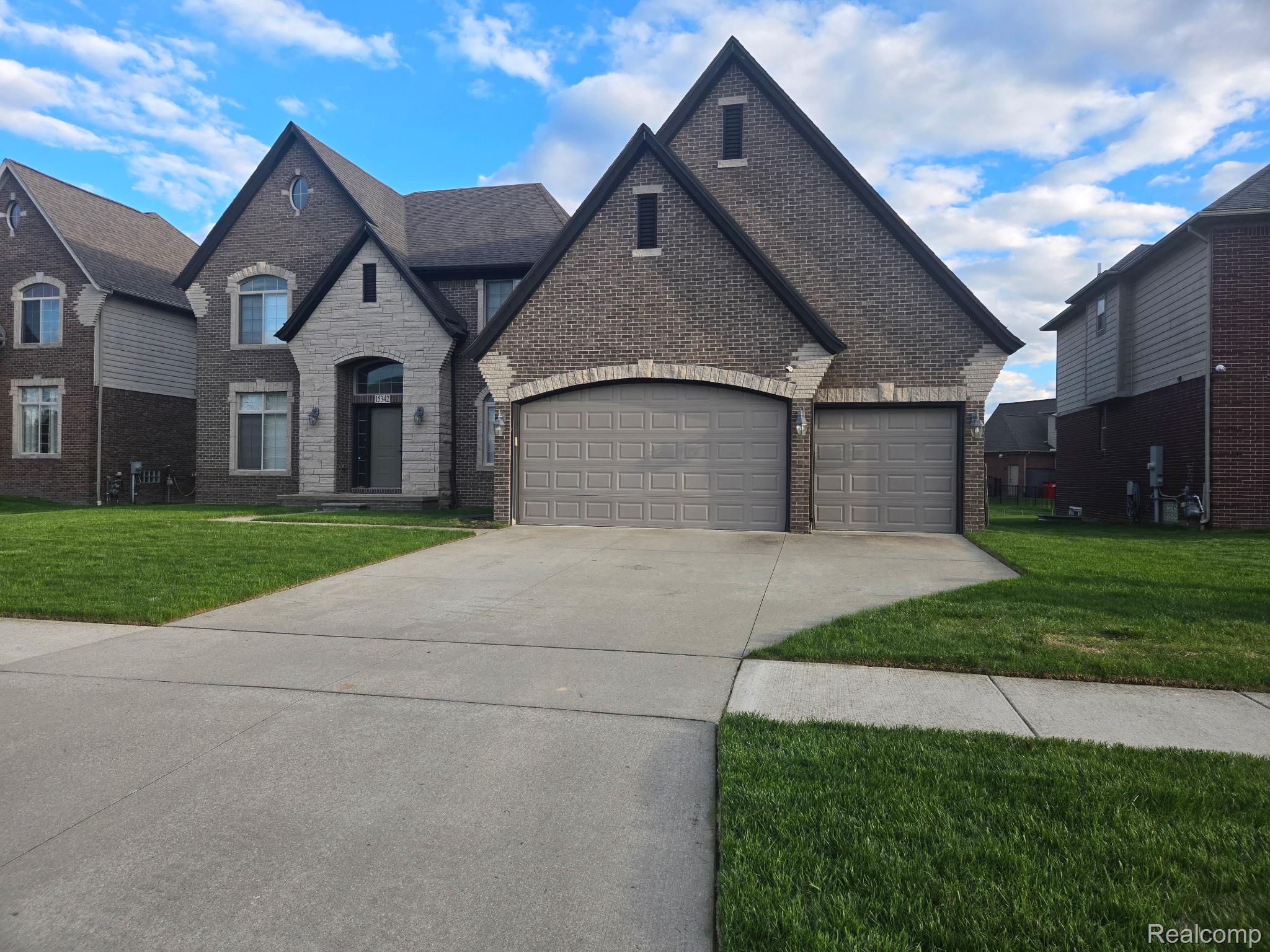 15342, Amberfield, Macomb, Michigan, 48042