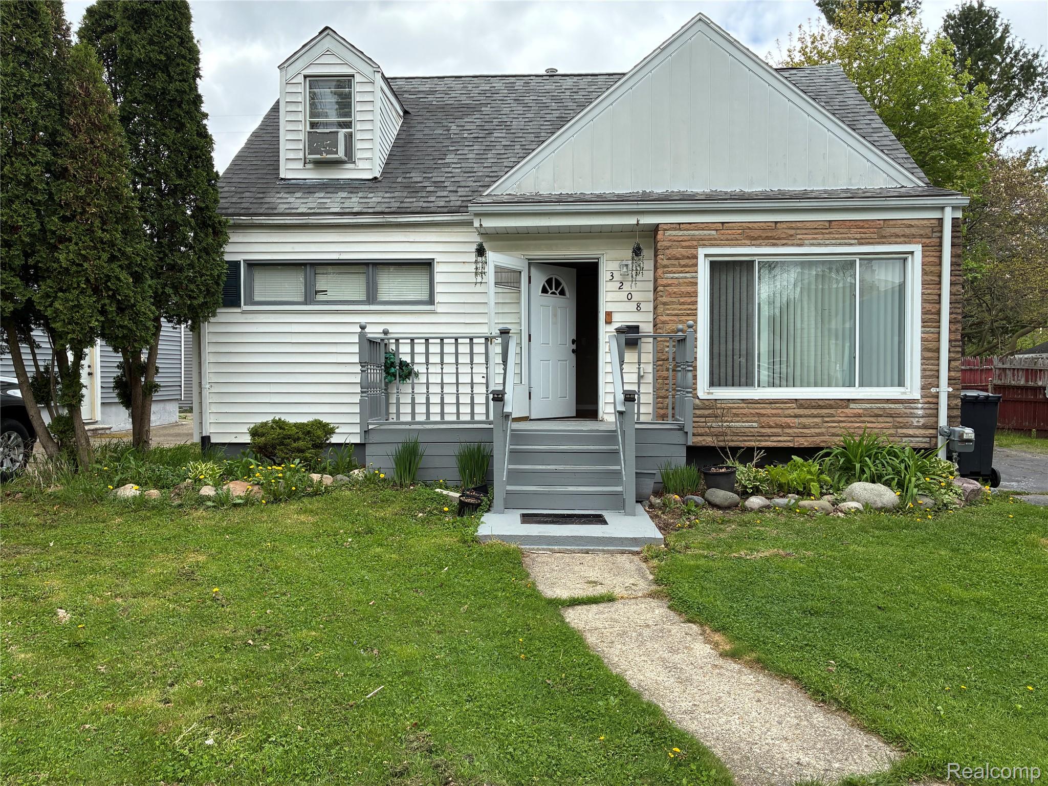 3208, Comanche, Flint, Michigan, 48507