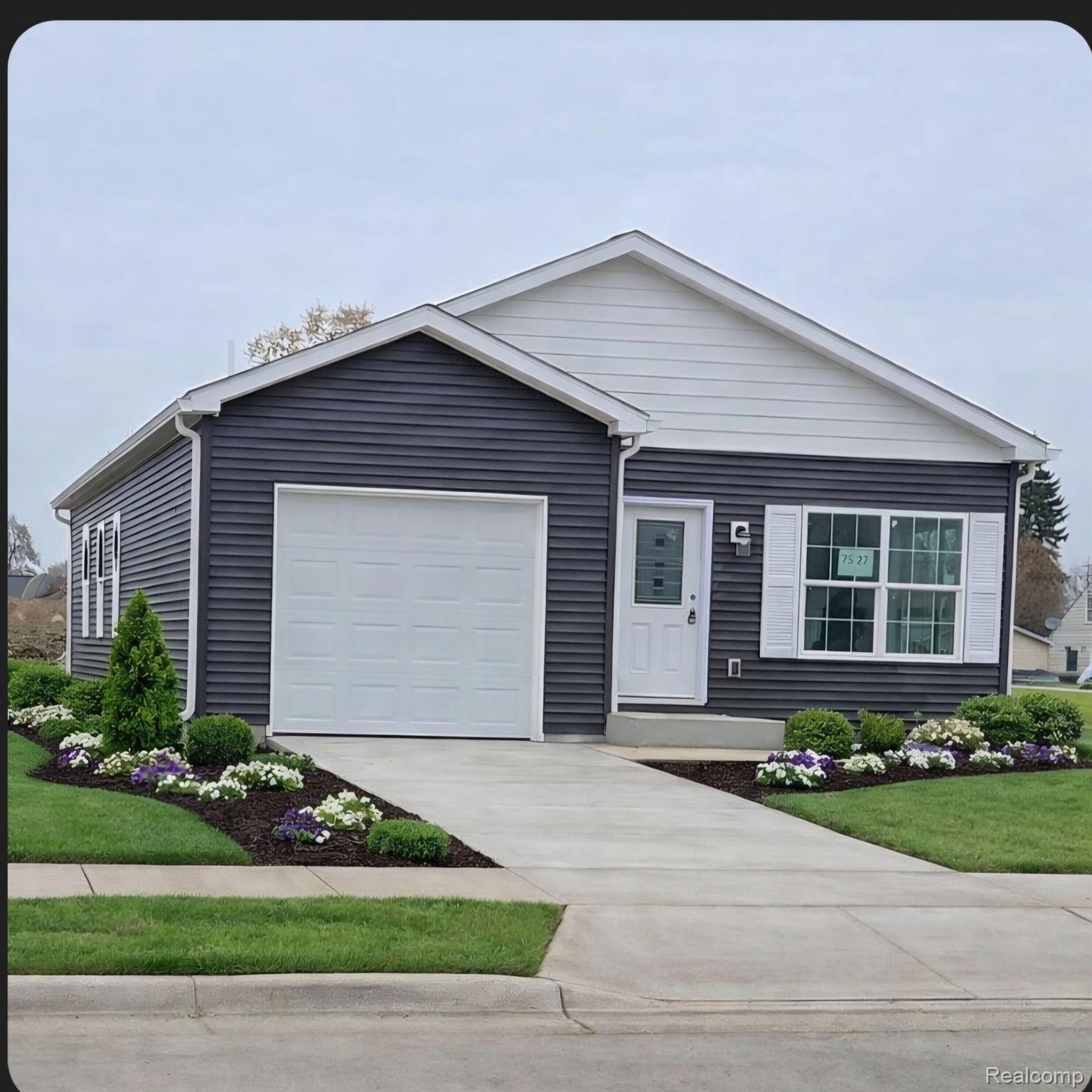 7543, Packard Ave, Warren, Michigan, 48091