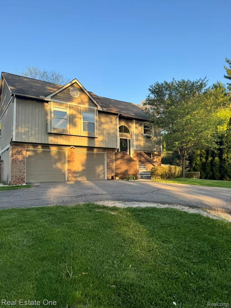 1345, Milford, Milford, Michigan, 48381