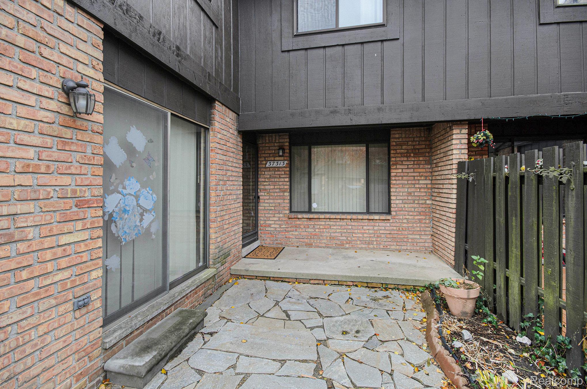37313, Clubhouse, Sterling Heights, Michigan, 48312
