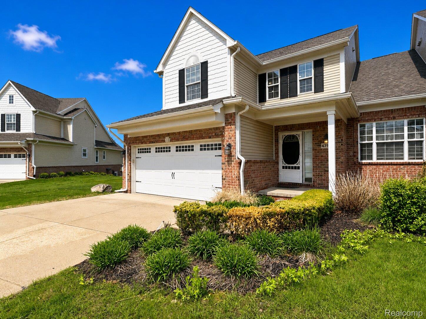 4392, Navin Field, Troy, Michigan, 48085