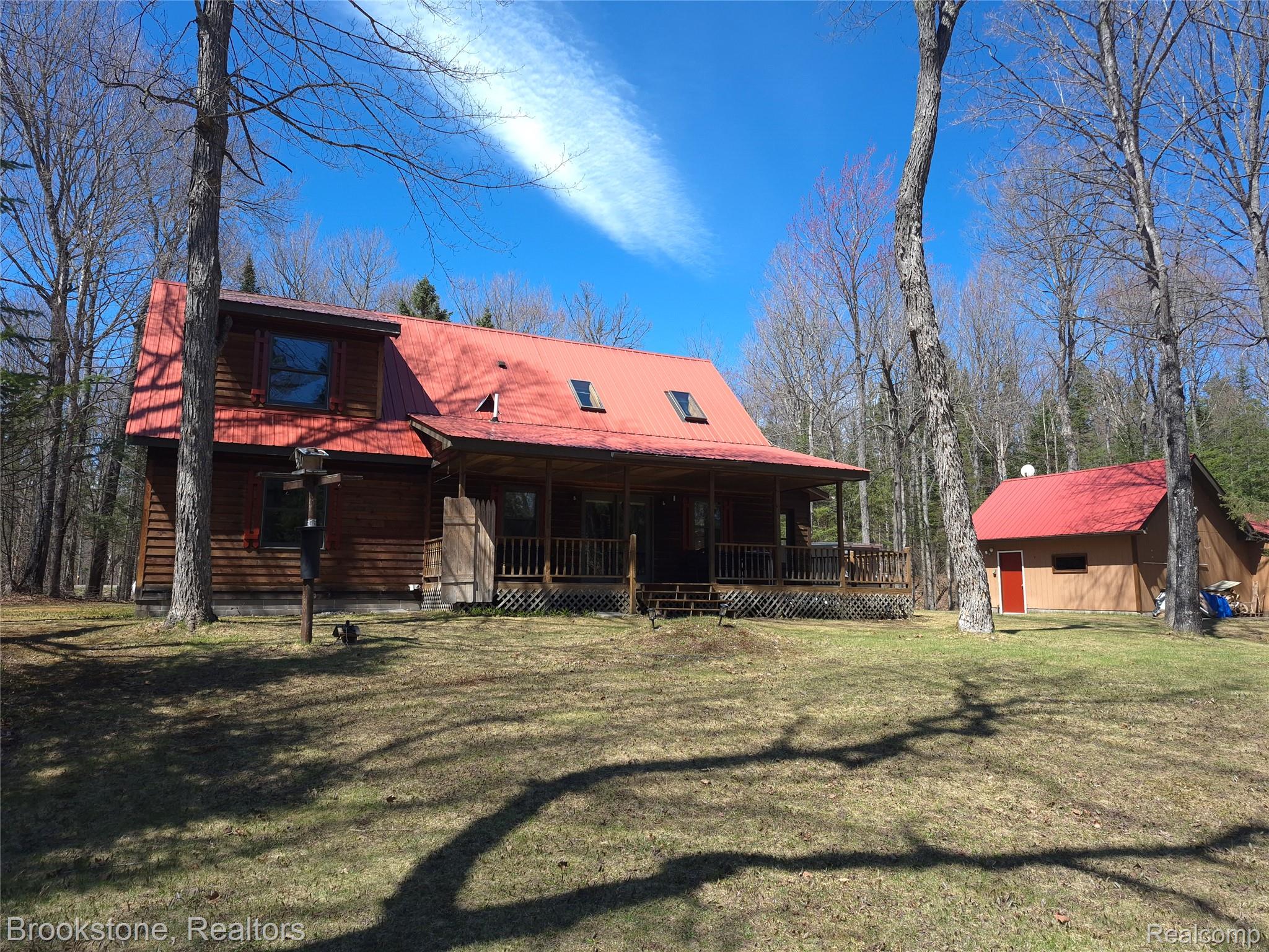 15181, Townline, Lanse, Michigan, 49946